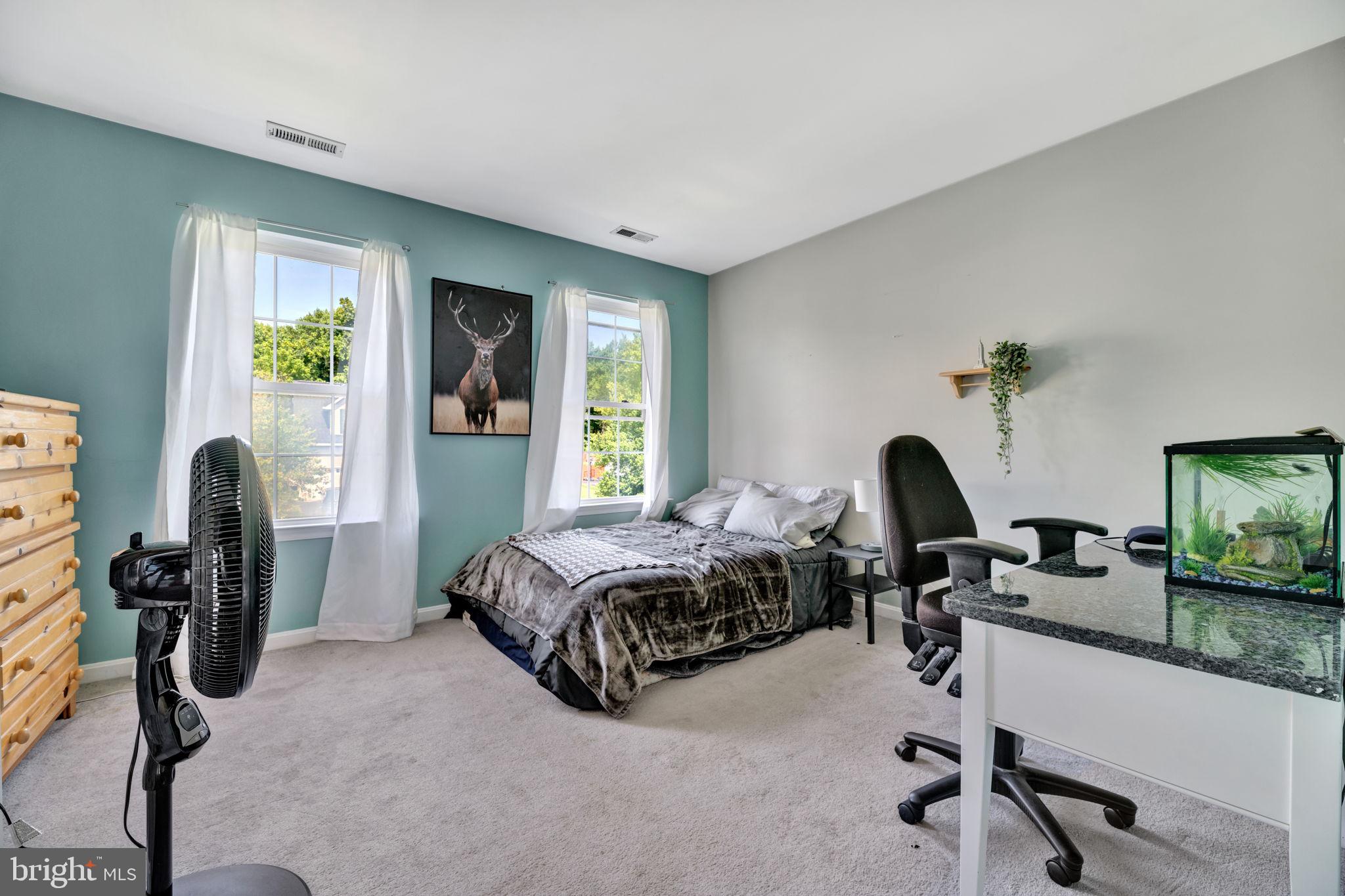 CROSS POINT - Residential