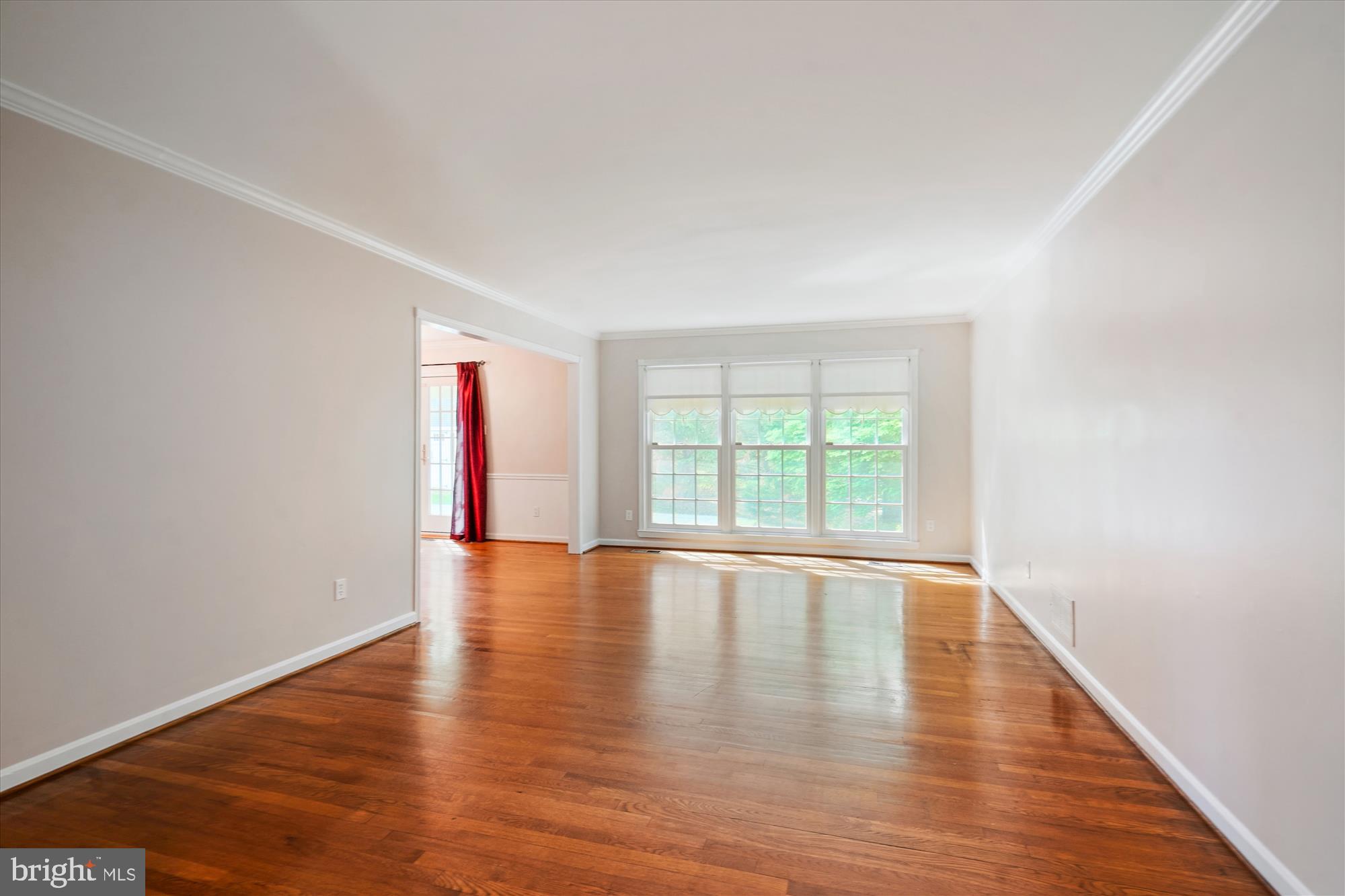 SHOUSE VILLAGE - Residential