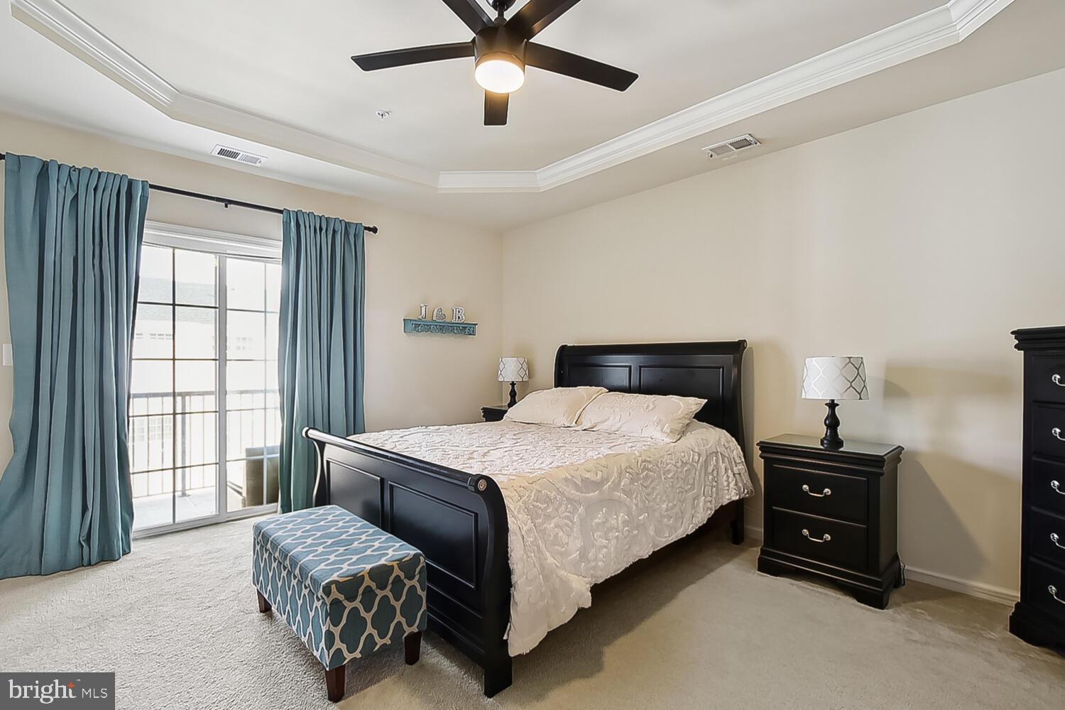 LOUDOUN VALLEY ESTATES - Residential Lease