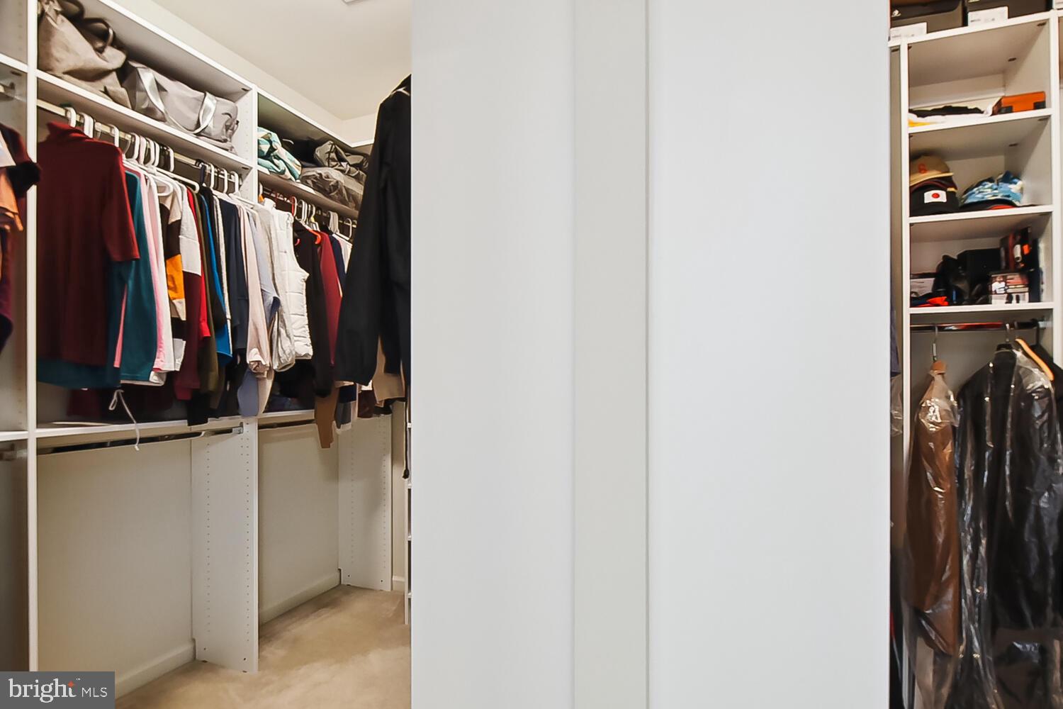 LOUDOUN VALLEY ESTATES - Residential Lease