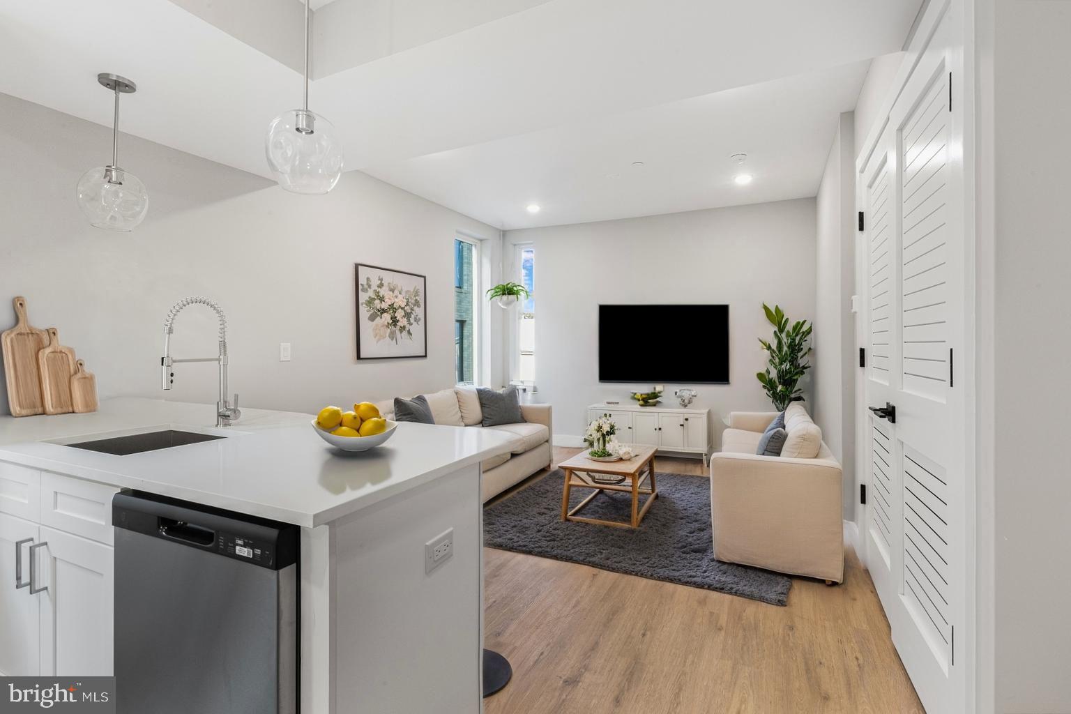 FISHTOWN - Residential Lease