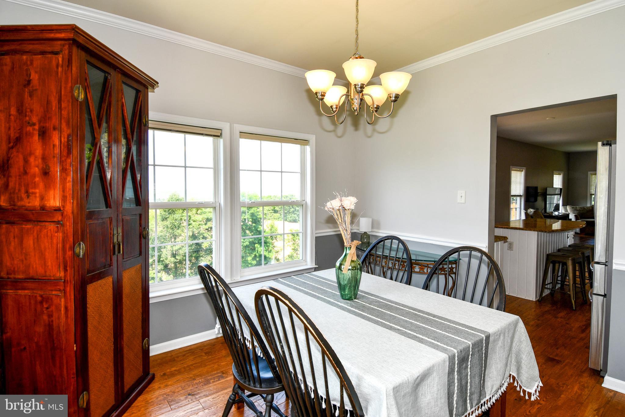 WHISPERING HILLS - Residential