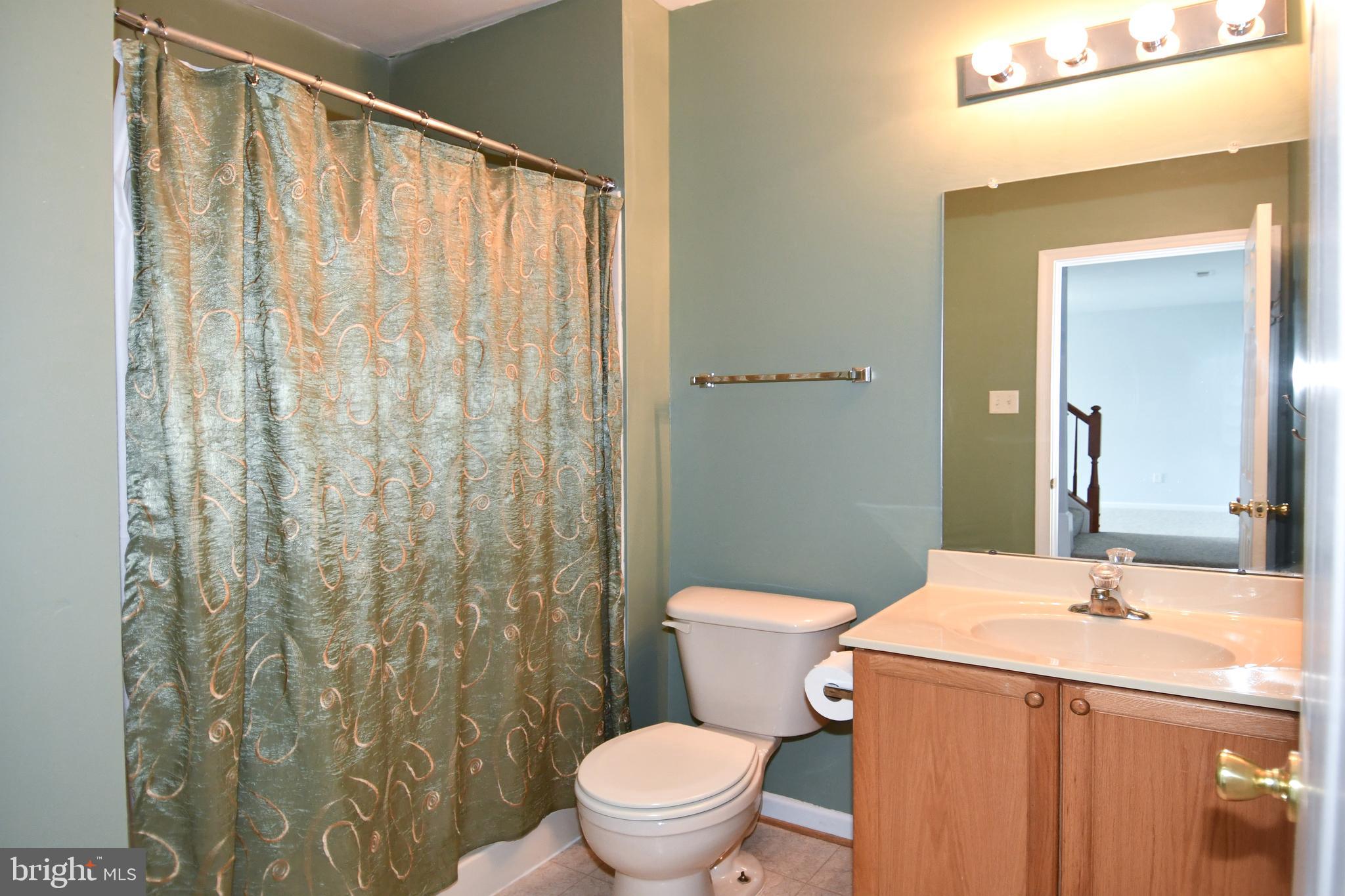 WHISPERING HILLS - Residential