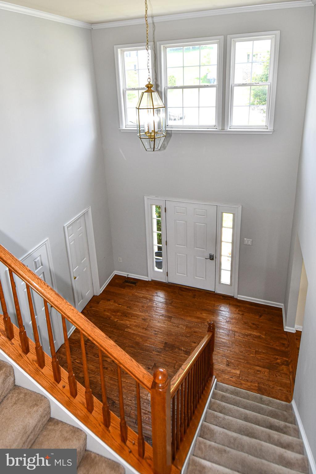 WHISPERING HILLS - Residential