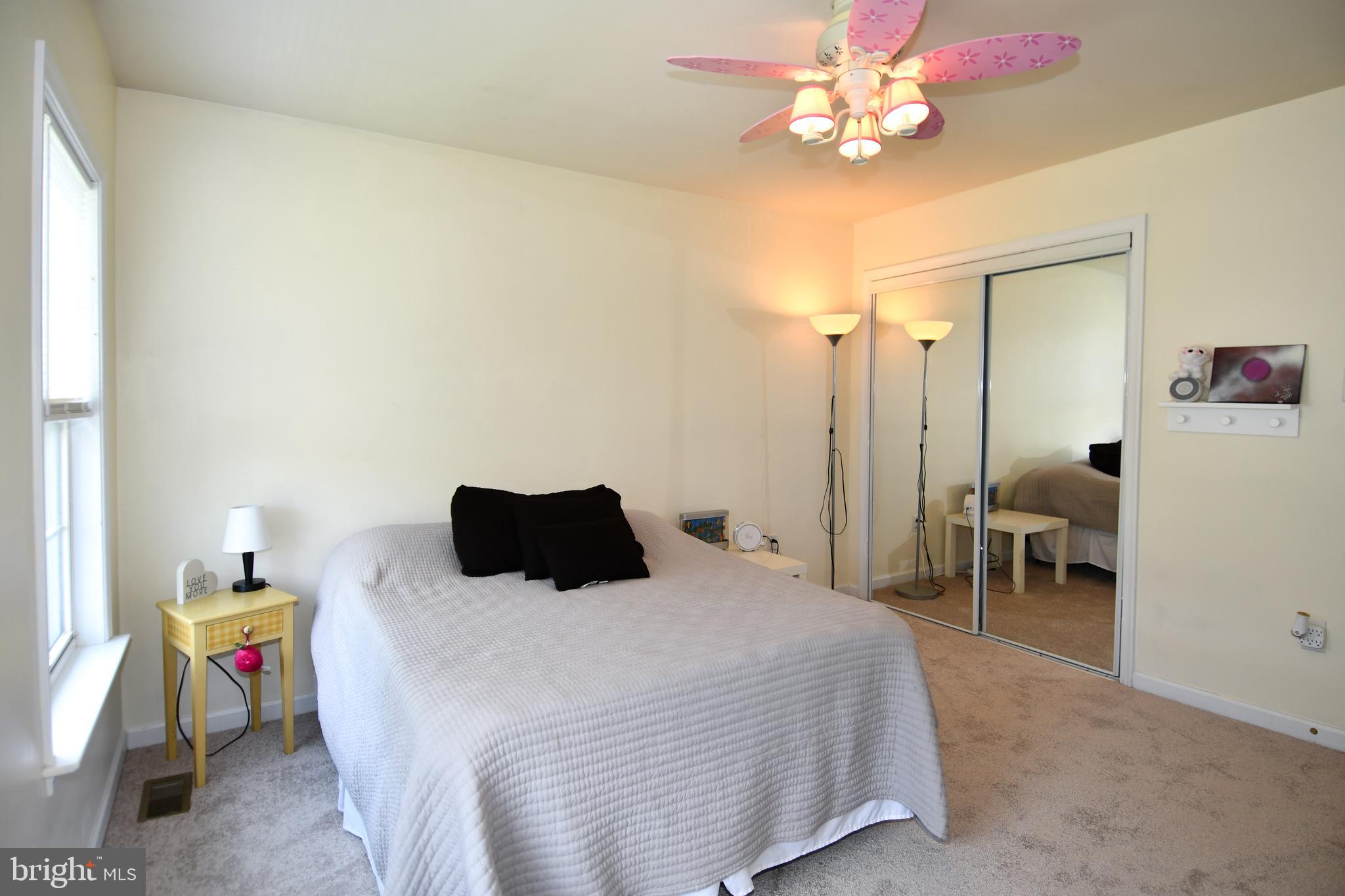 WHISPERING HILLS - Residential