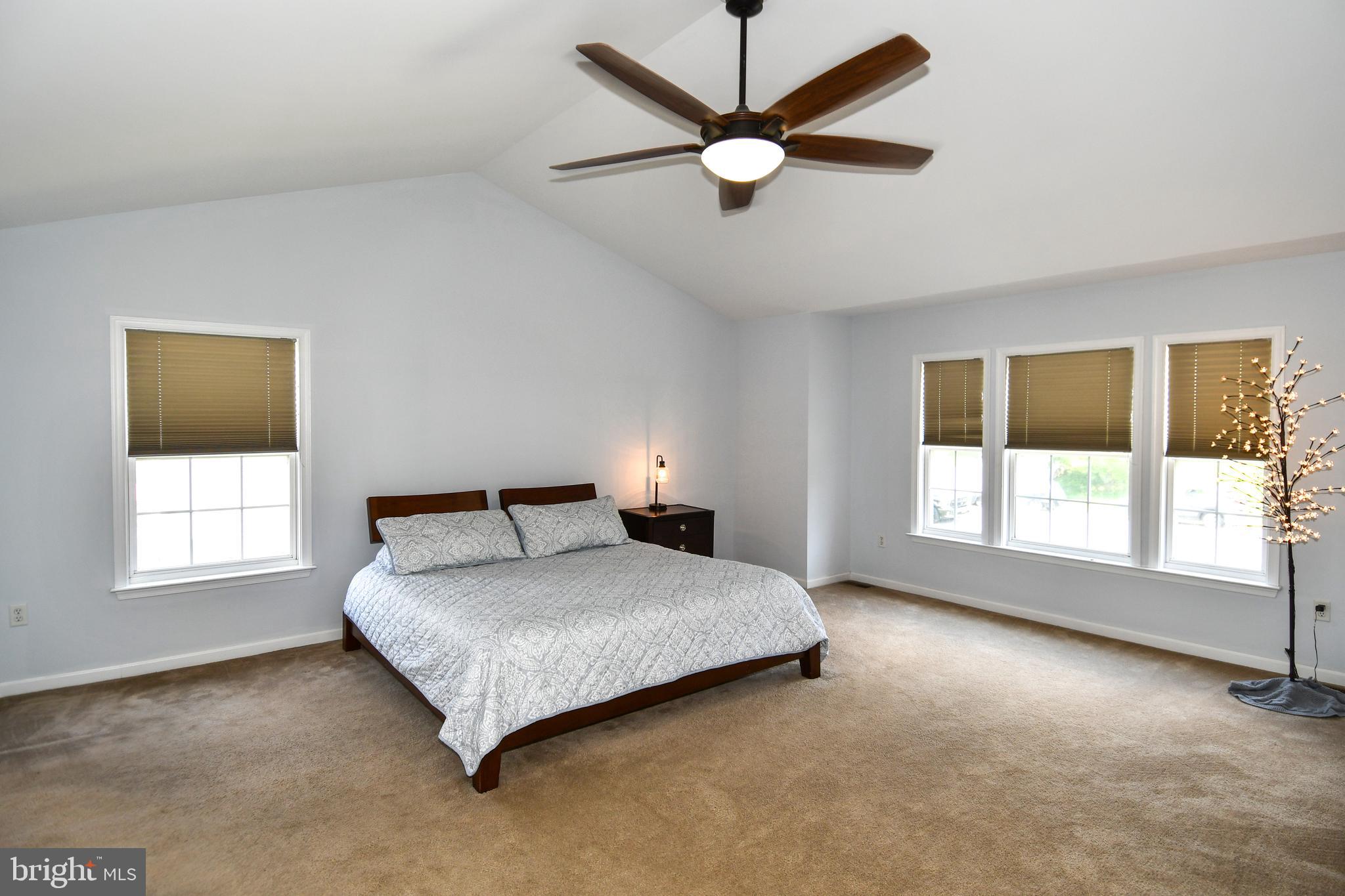 WHISPERING HILLS - Residential