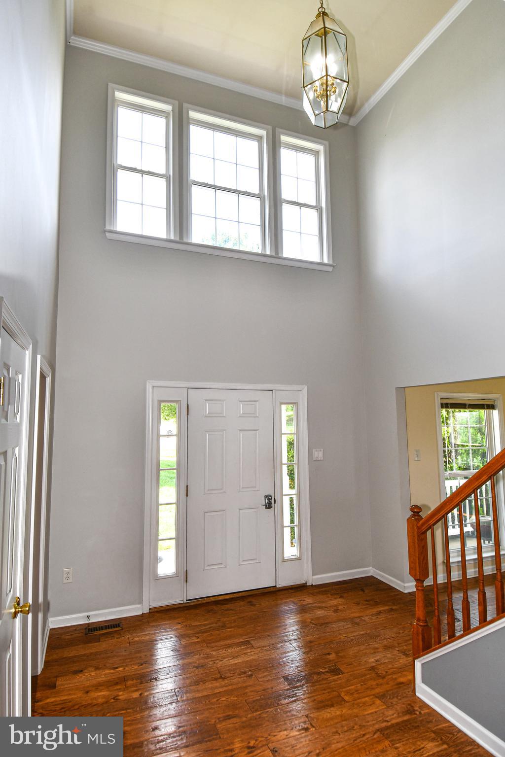 WHISPERING HILLS - Residential