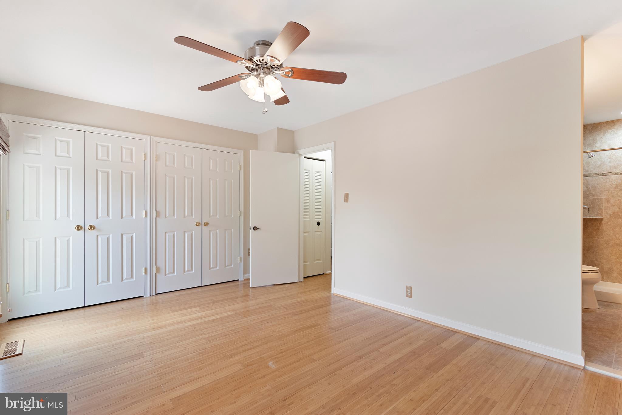 SNOWDEN OAKS - Residential