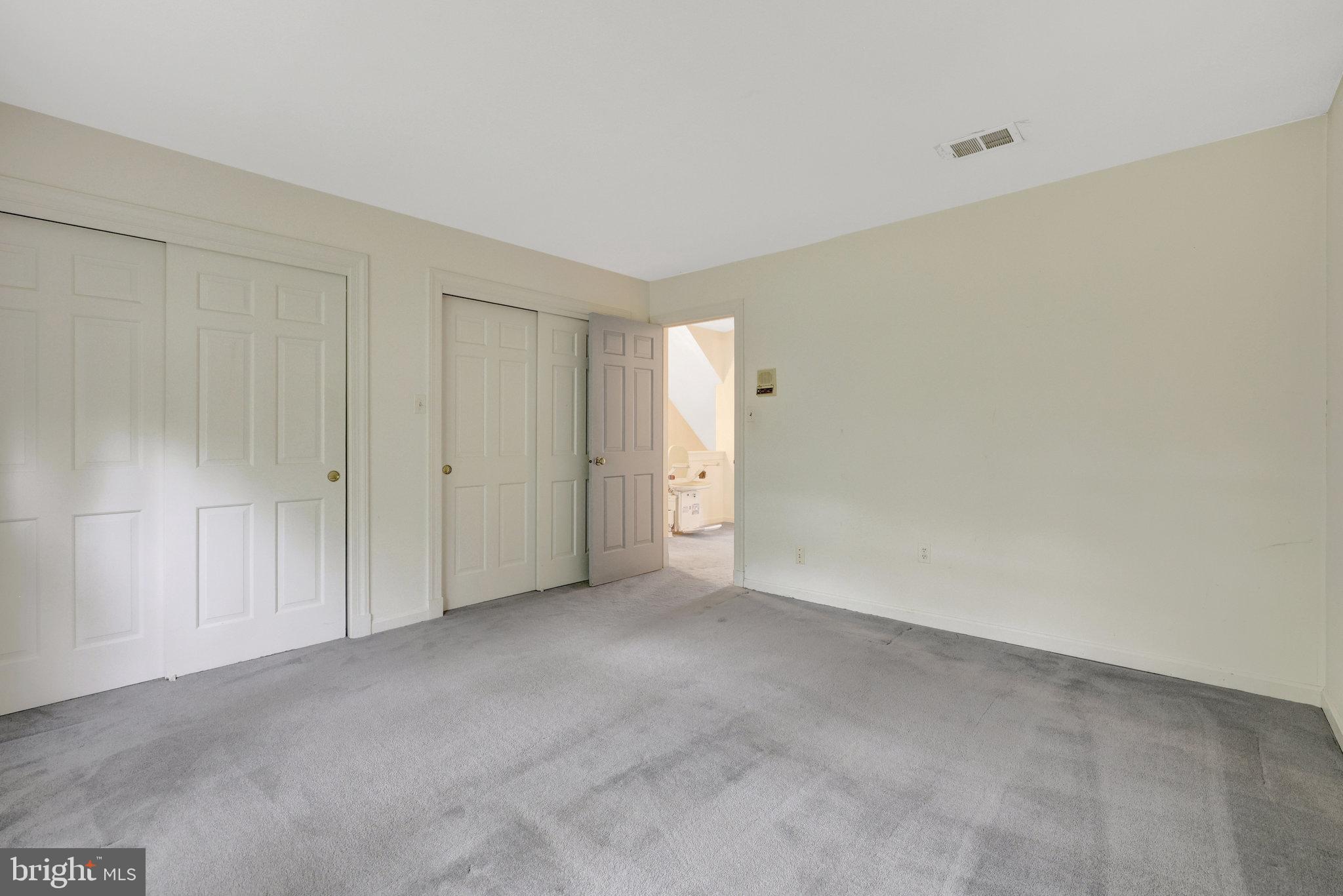 CHAIN BRIDGE WOODS - Residential