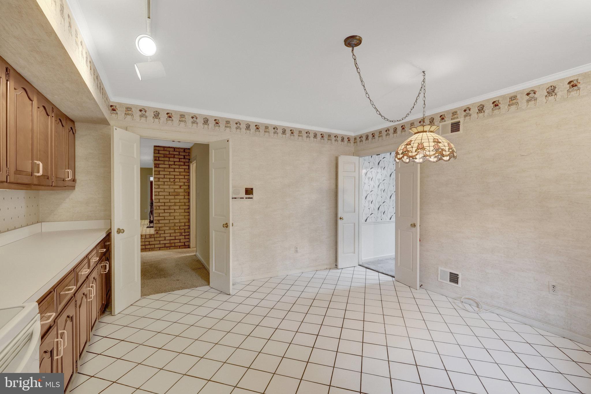 CHAIN BRIDGE WOODS - Residential