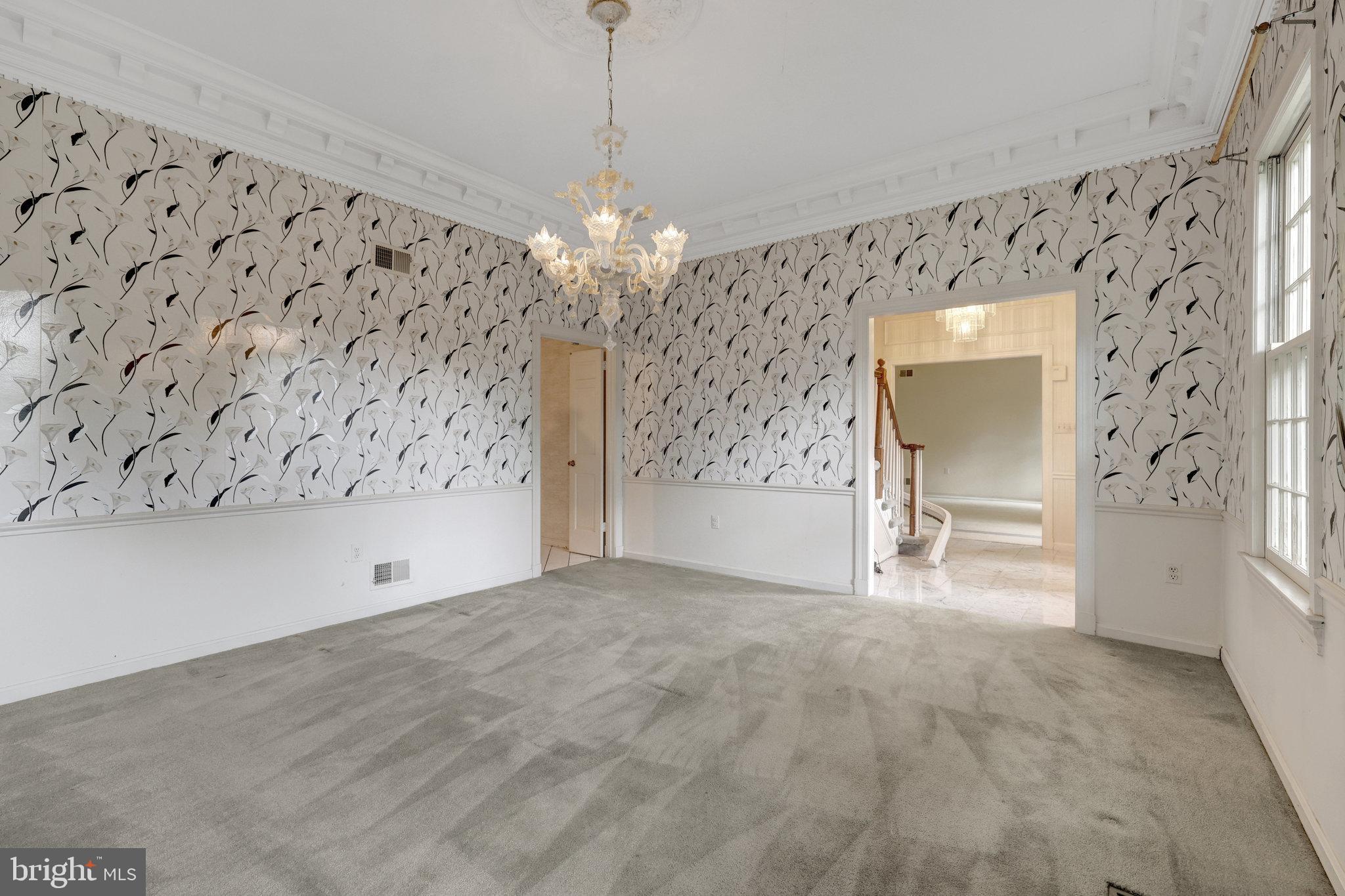 CHAIN BRIDGE WOODS - Residential