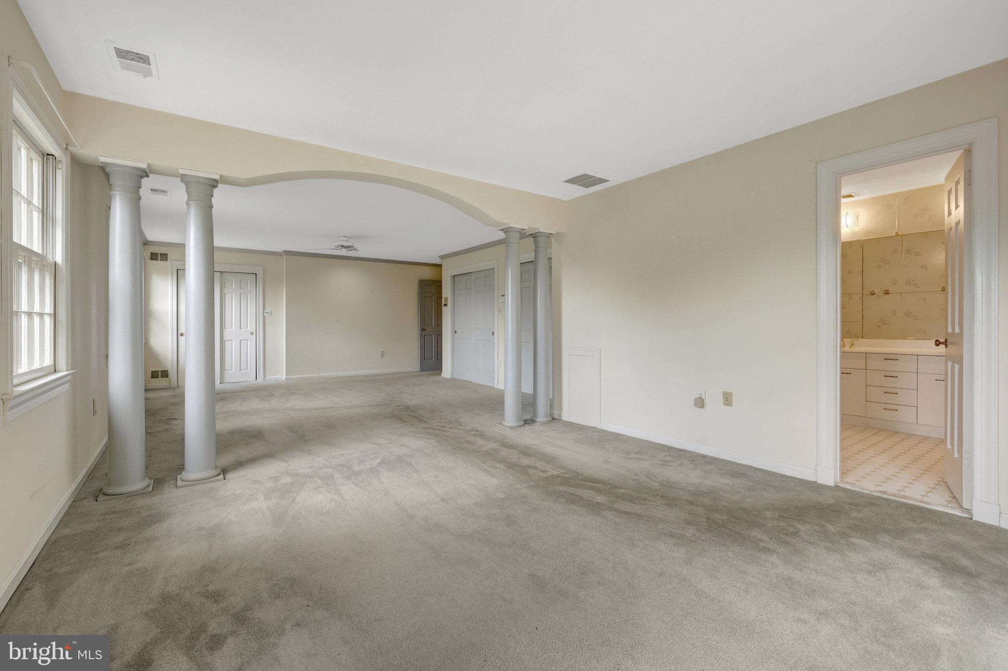 CHAIN BRIDGE WOODS - Residential