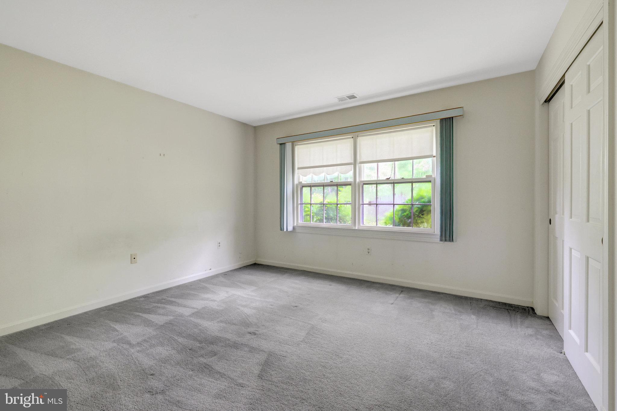 CHAIN BRIDGE WOODS - Residential