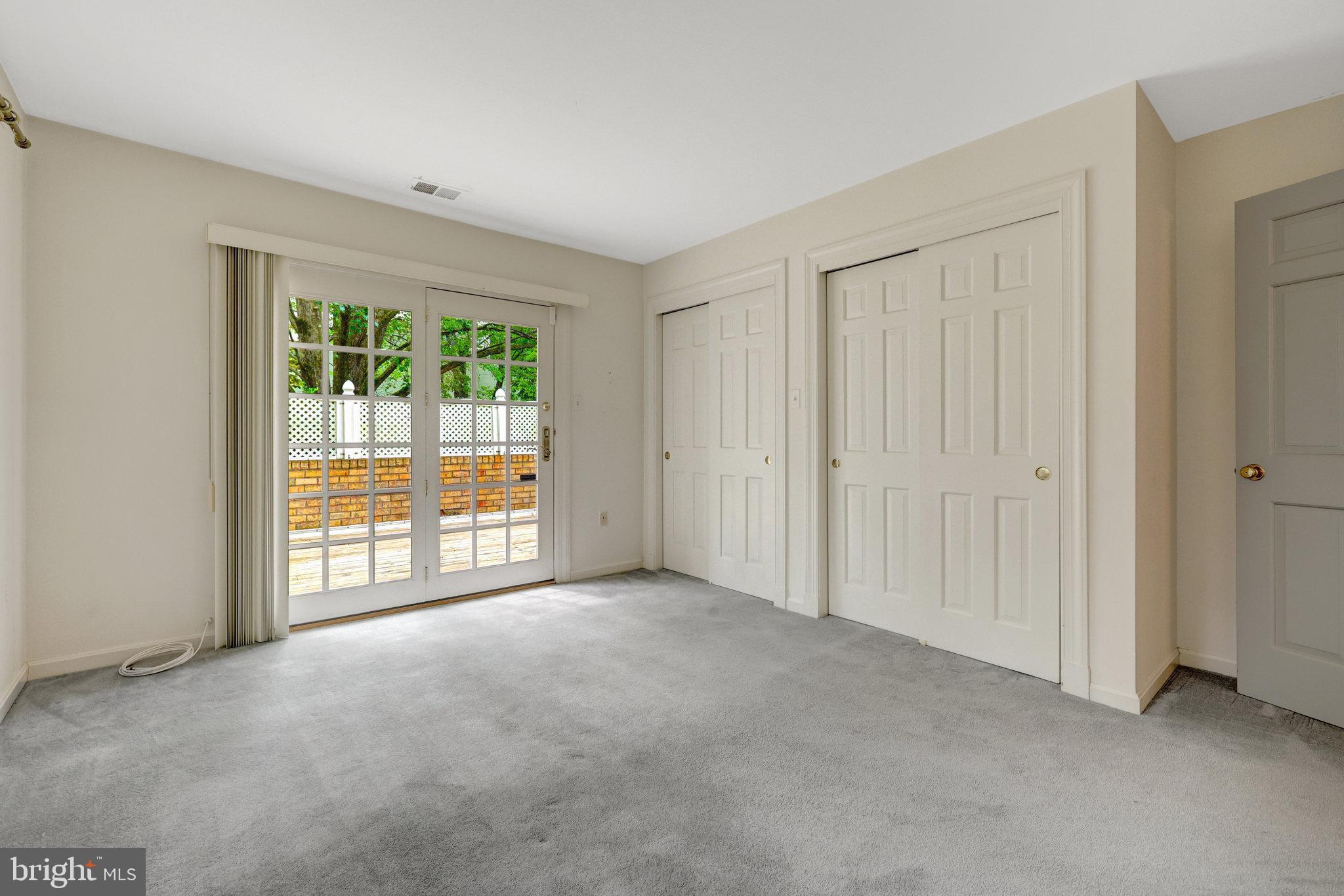 CHAIN BRIDGE WOODS - Residential