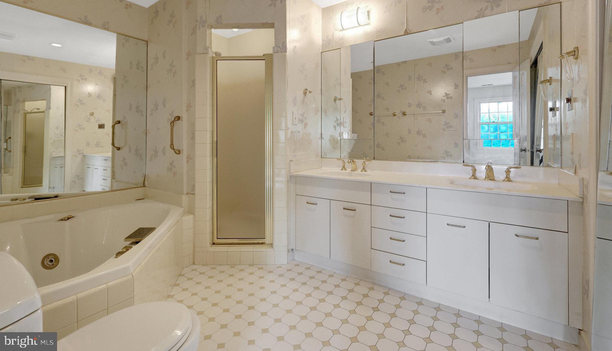 CHAIN BRIDGE WOODS - Residential