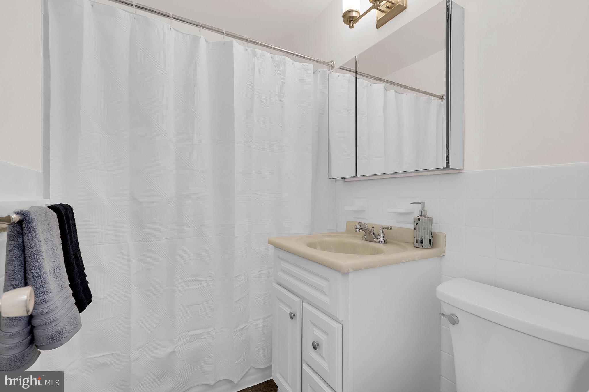 PARKSIDE CONDOMINIUMS - Residential