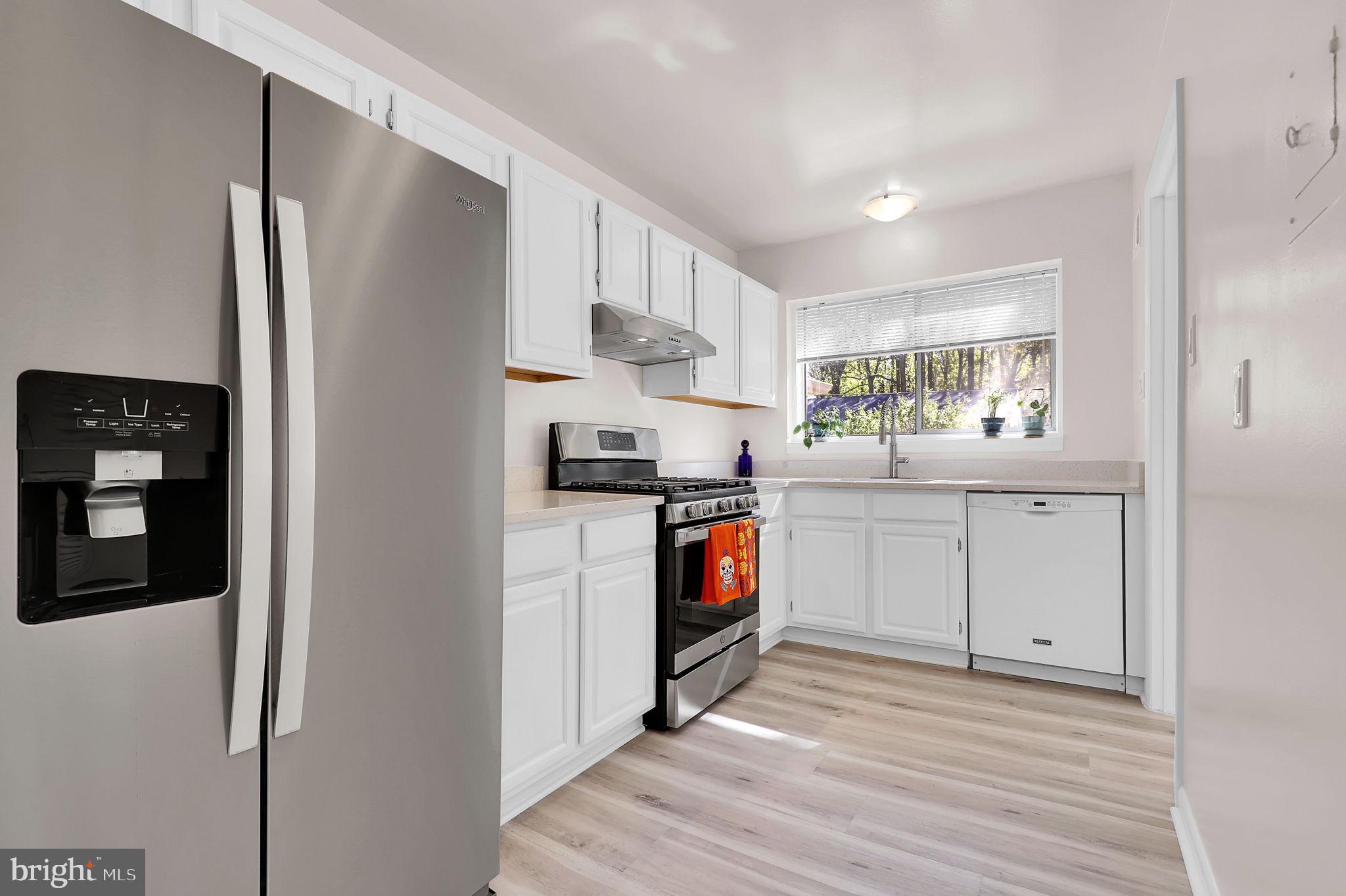 PARKSIDE CONDOMINIUMS - Residential