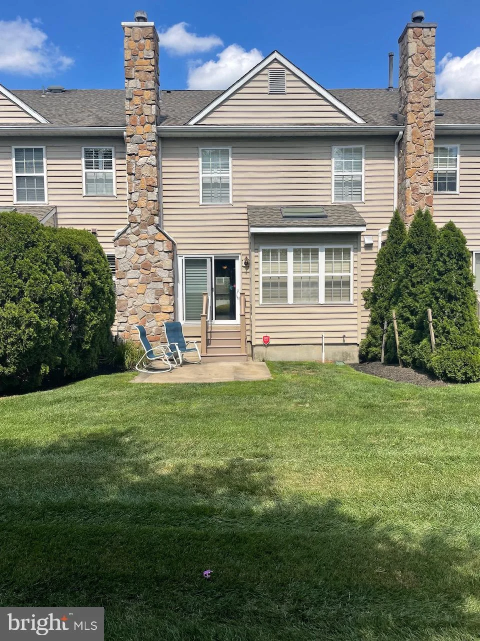 37 Palmer Drive, Moorestown, NJ 08057