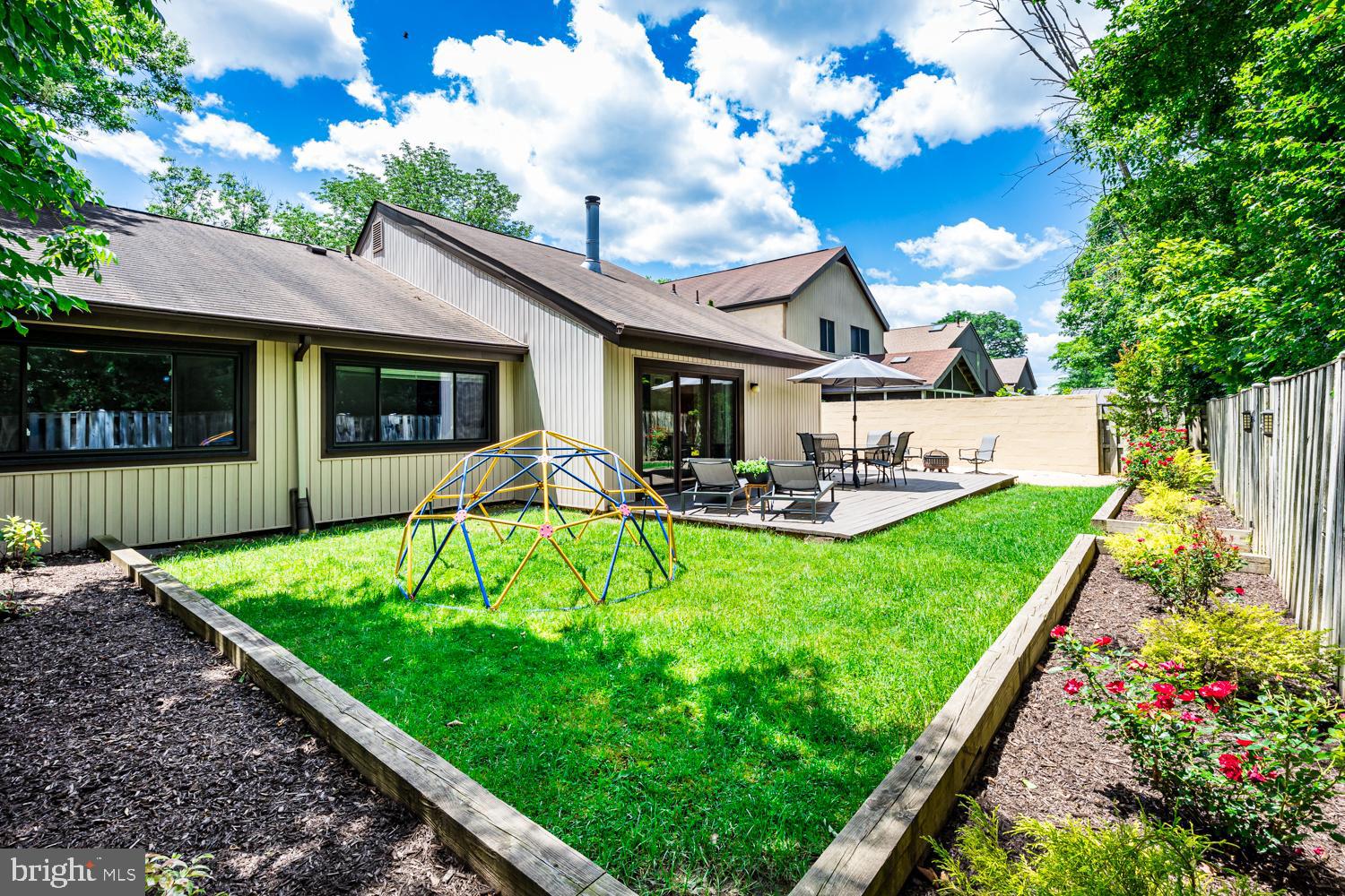 VILLAGE OF LONG REACH - Residential