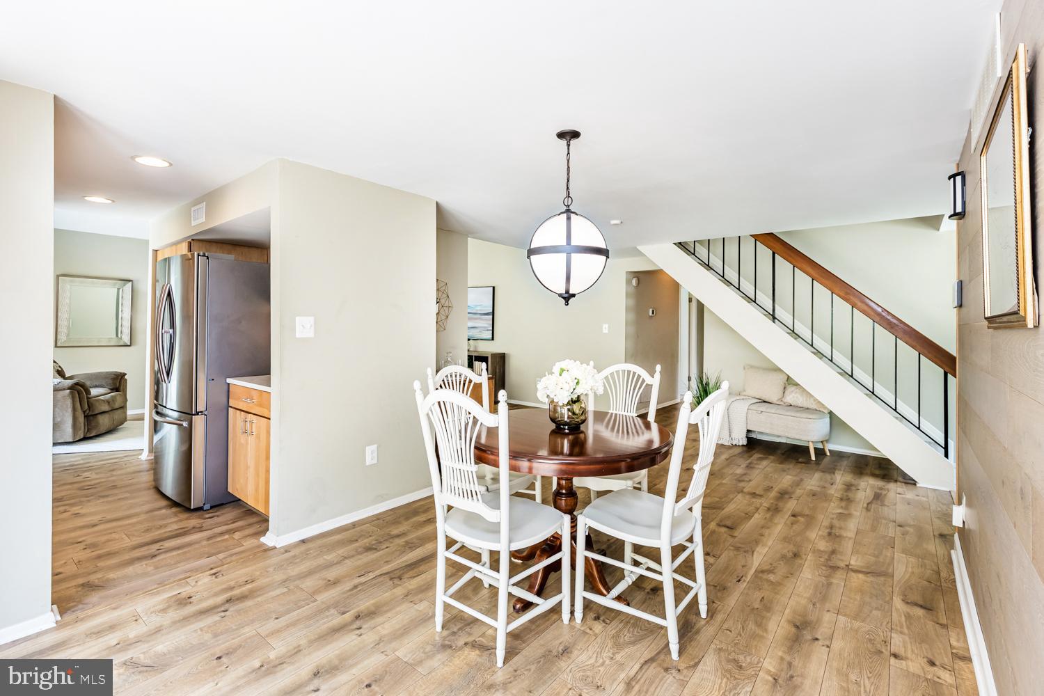 VILLAGE OF LONG REACH - Residential