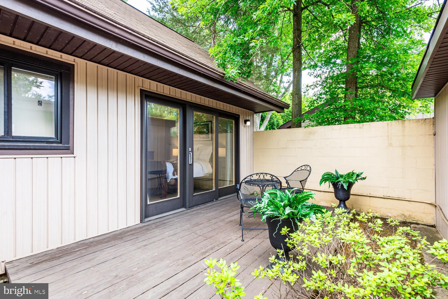 VILLAGE OF LONG REACH - Residential