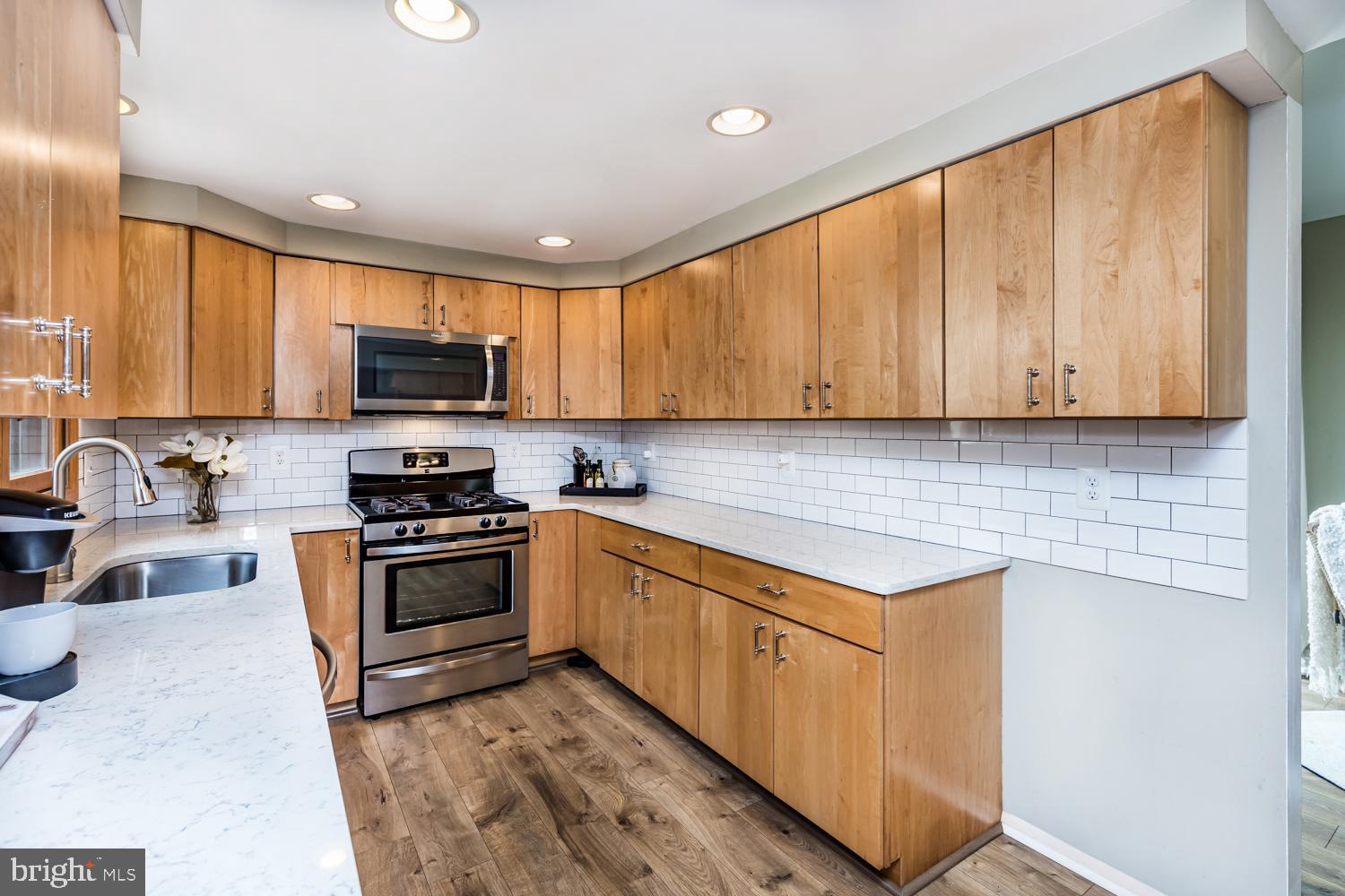 VILLAGE OF LONG REACH - Residential