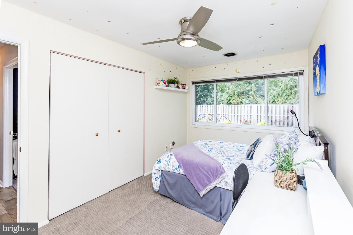 VILLAGE OF LONG REACH - Residential