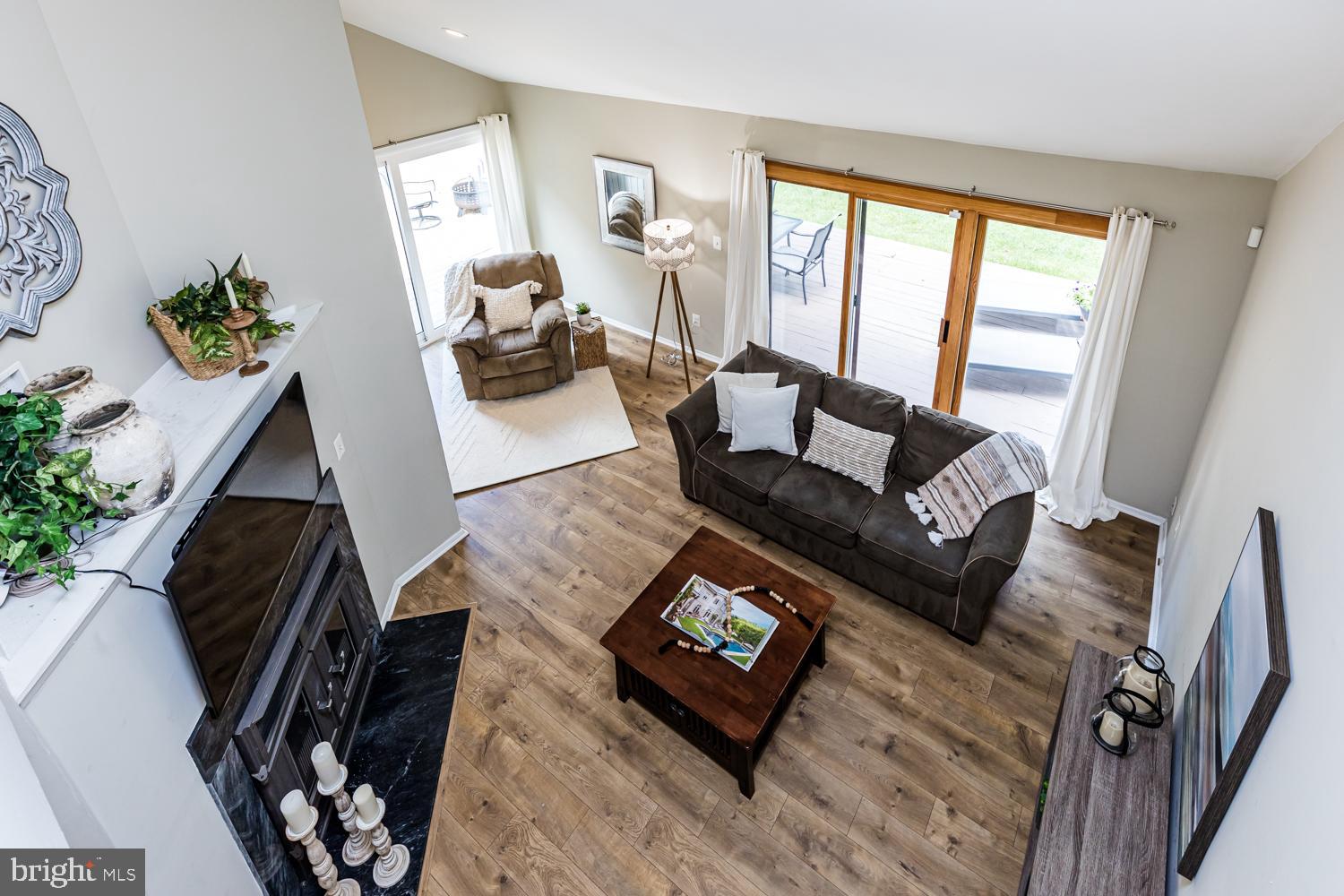 VILLAGE OF LONG REACH - Residential