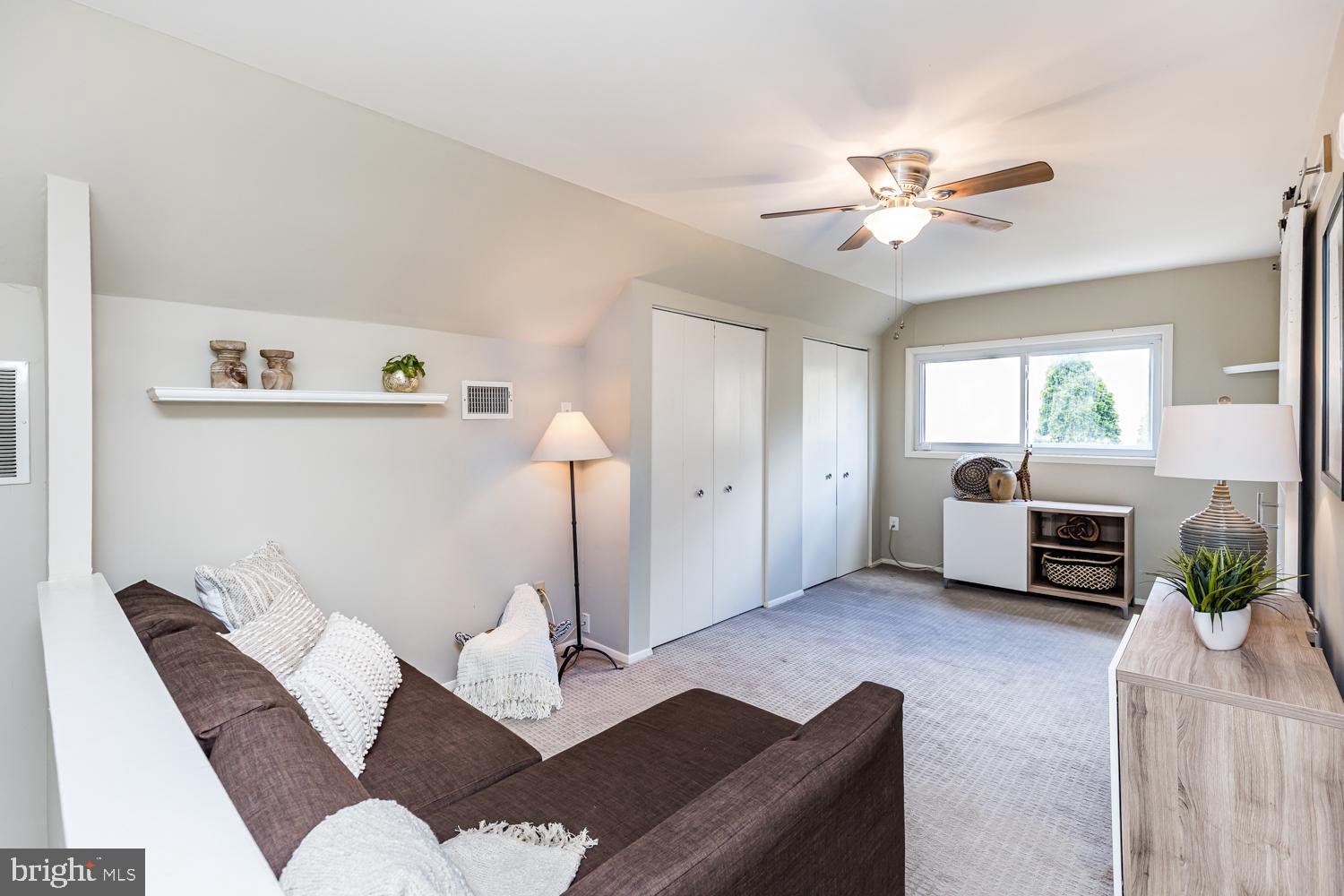 VILLAGE OF LONG REACH - Residential