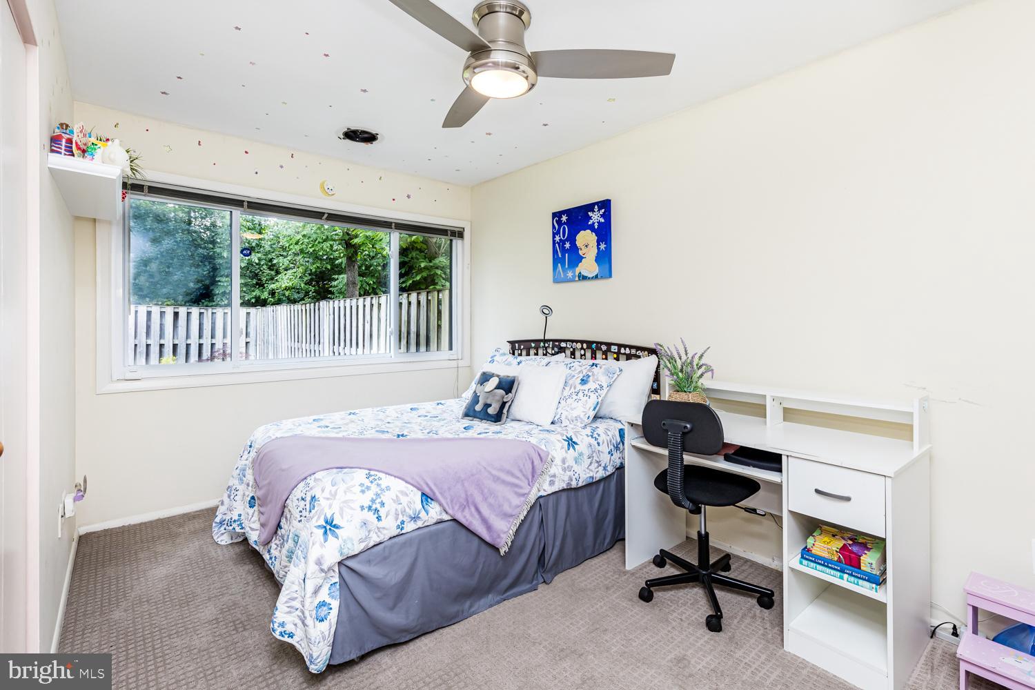 VILLAGE OF LONG REACH - Residential