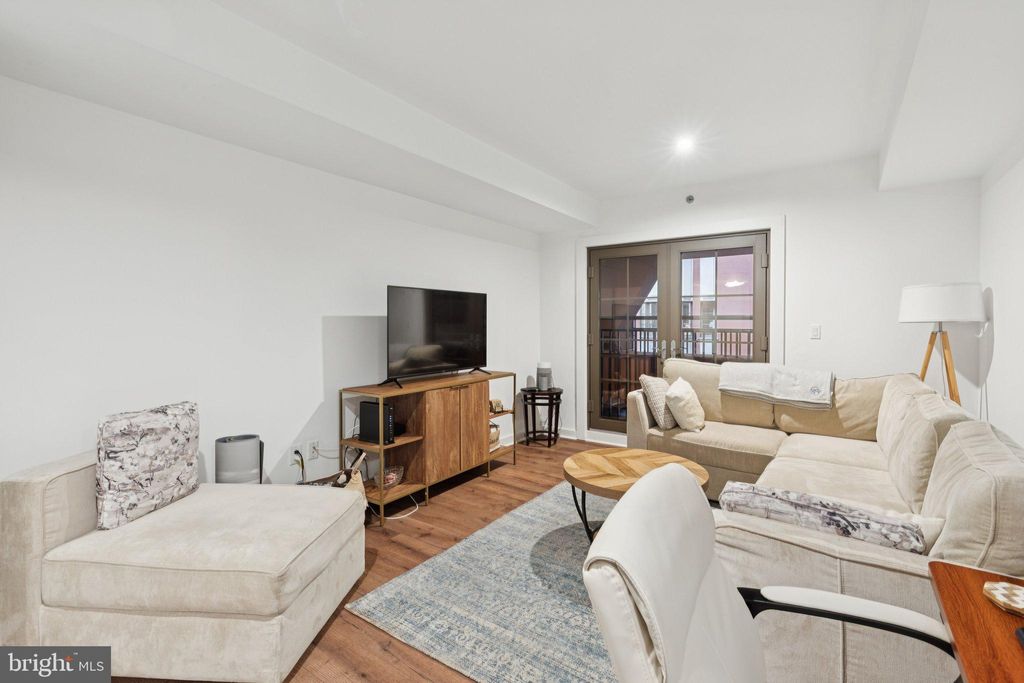 Photo of 219 - 29 S 18th Street #423, PHILADELPHIA, PA 19103 (MLS # PAPH2571988)