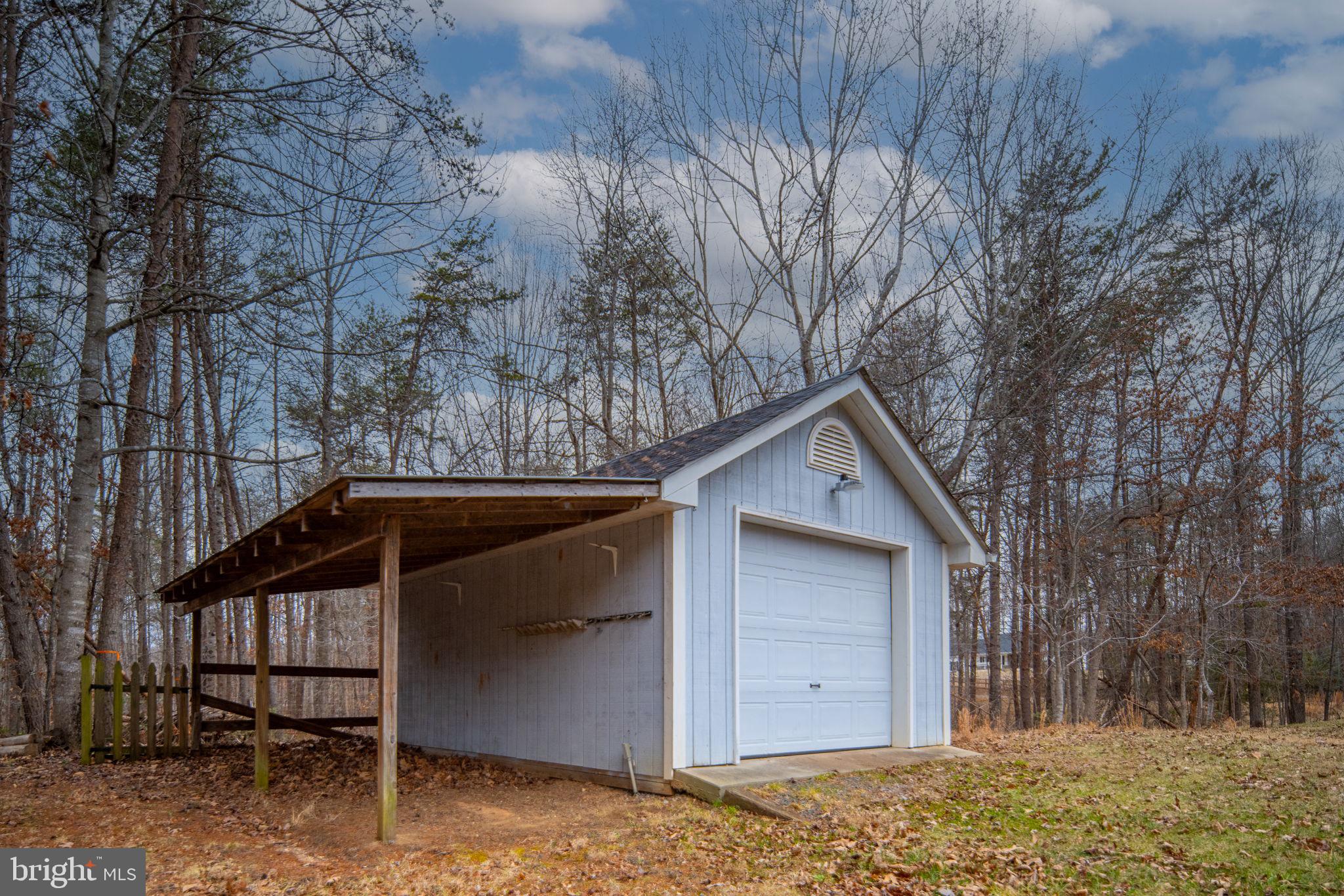 NEWMAN SPEEDWAY - Residential