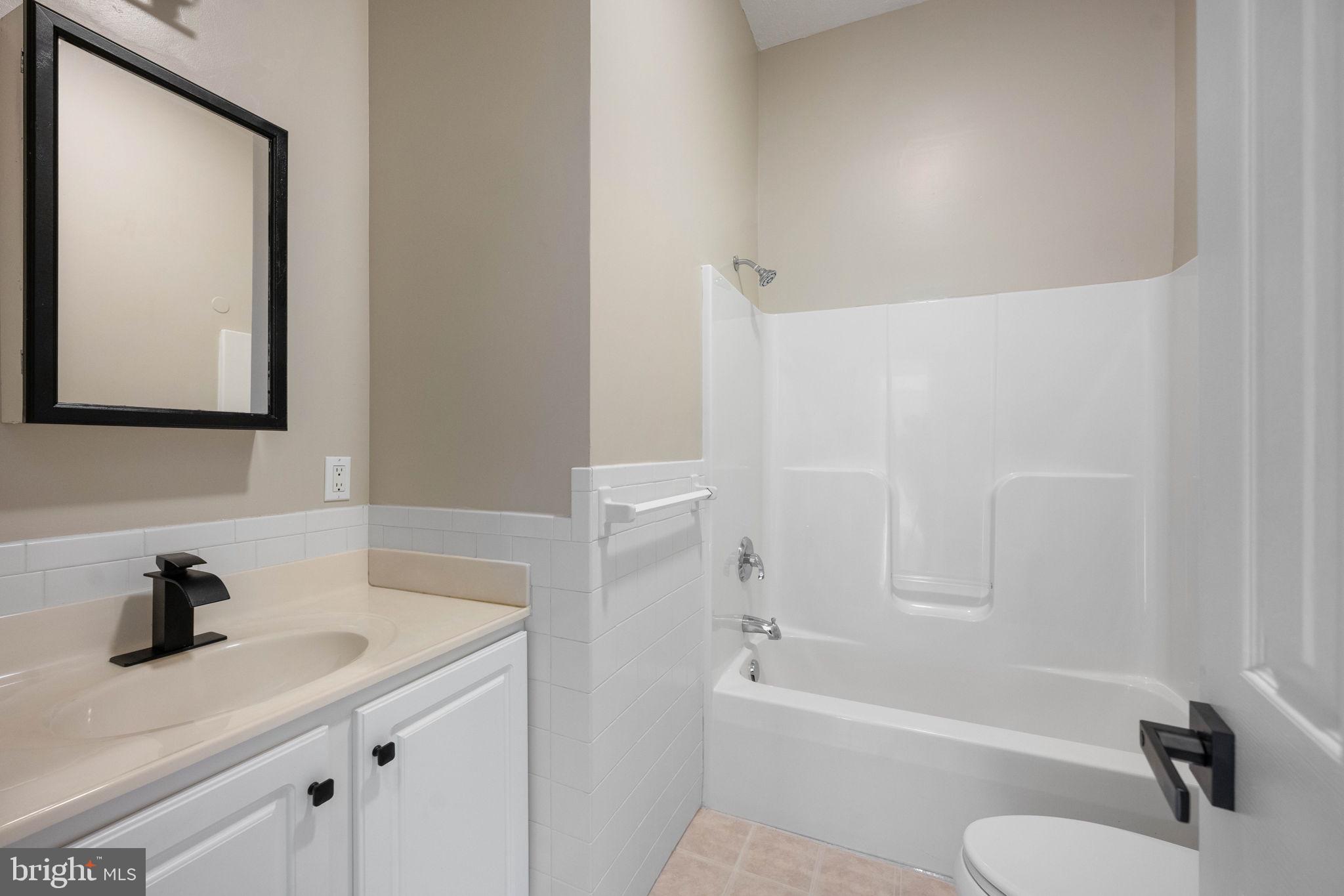 NEWMAN SPEEDWAY - Residential