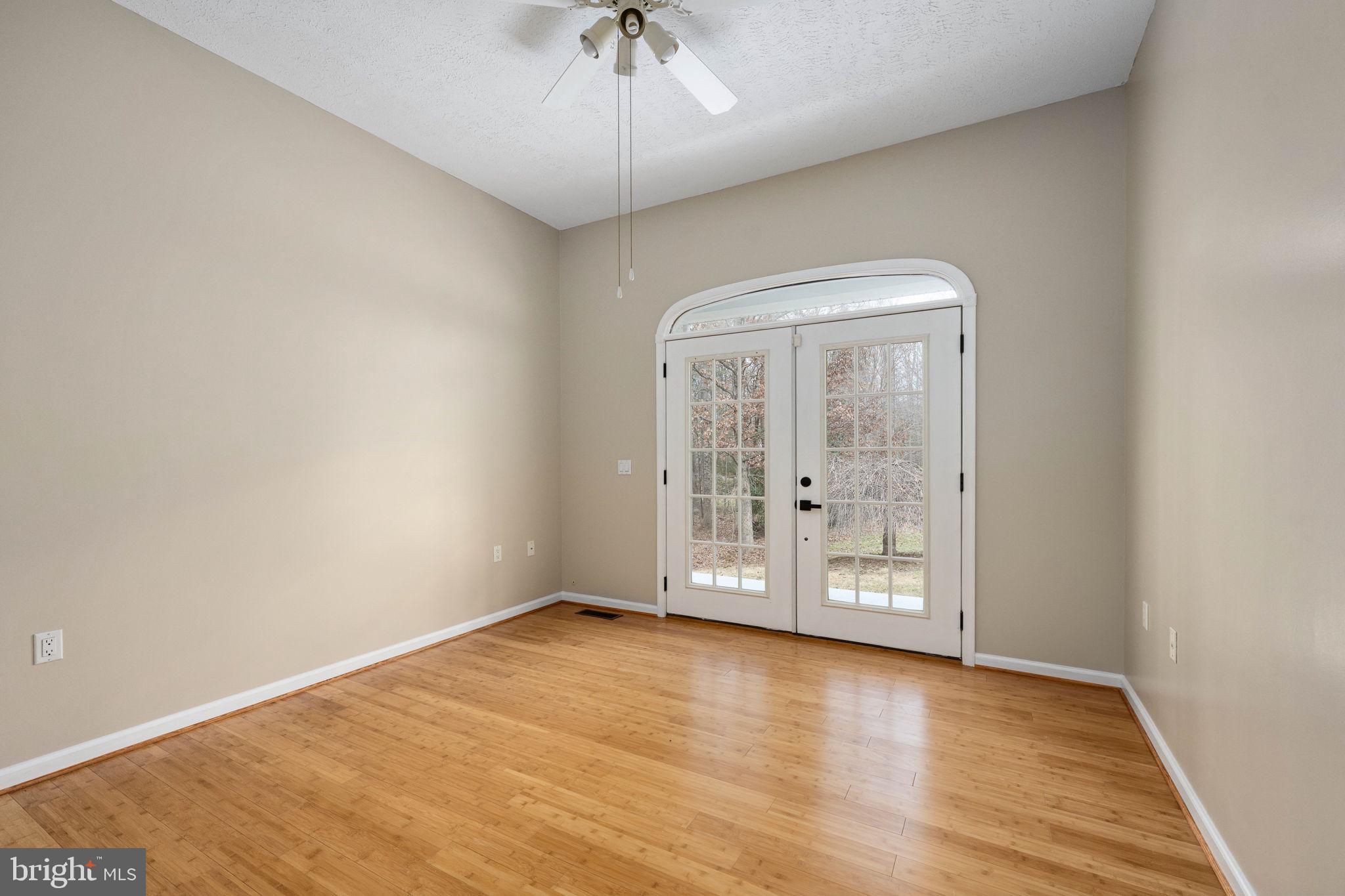 NEWMAN SPEEDWAY - Residential