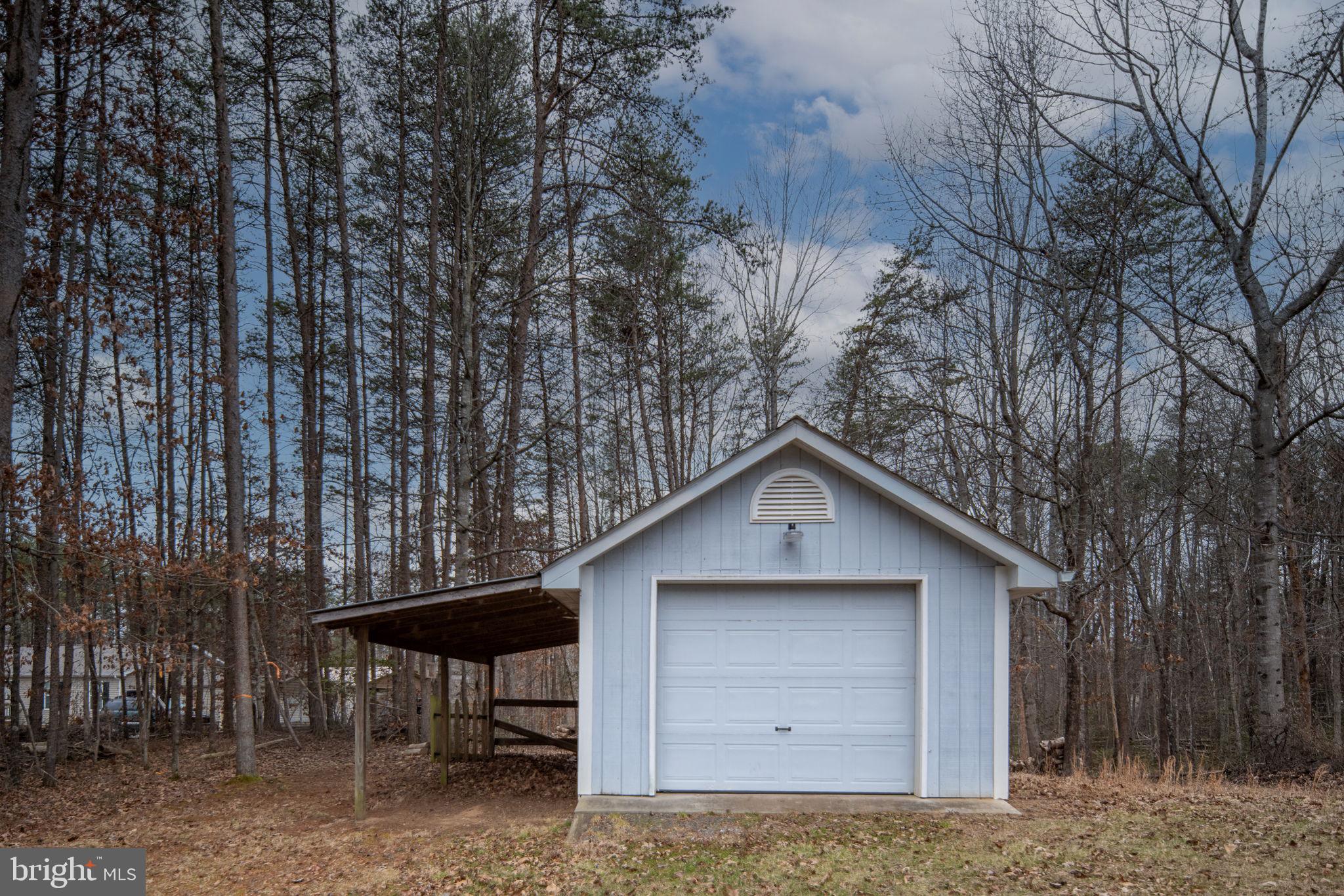 NEWMAN SPEEDWAY - Residential