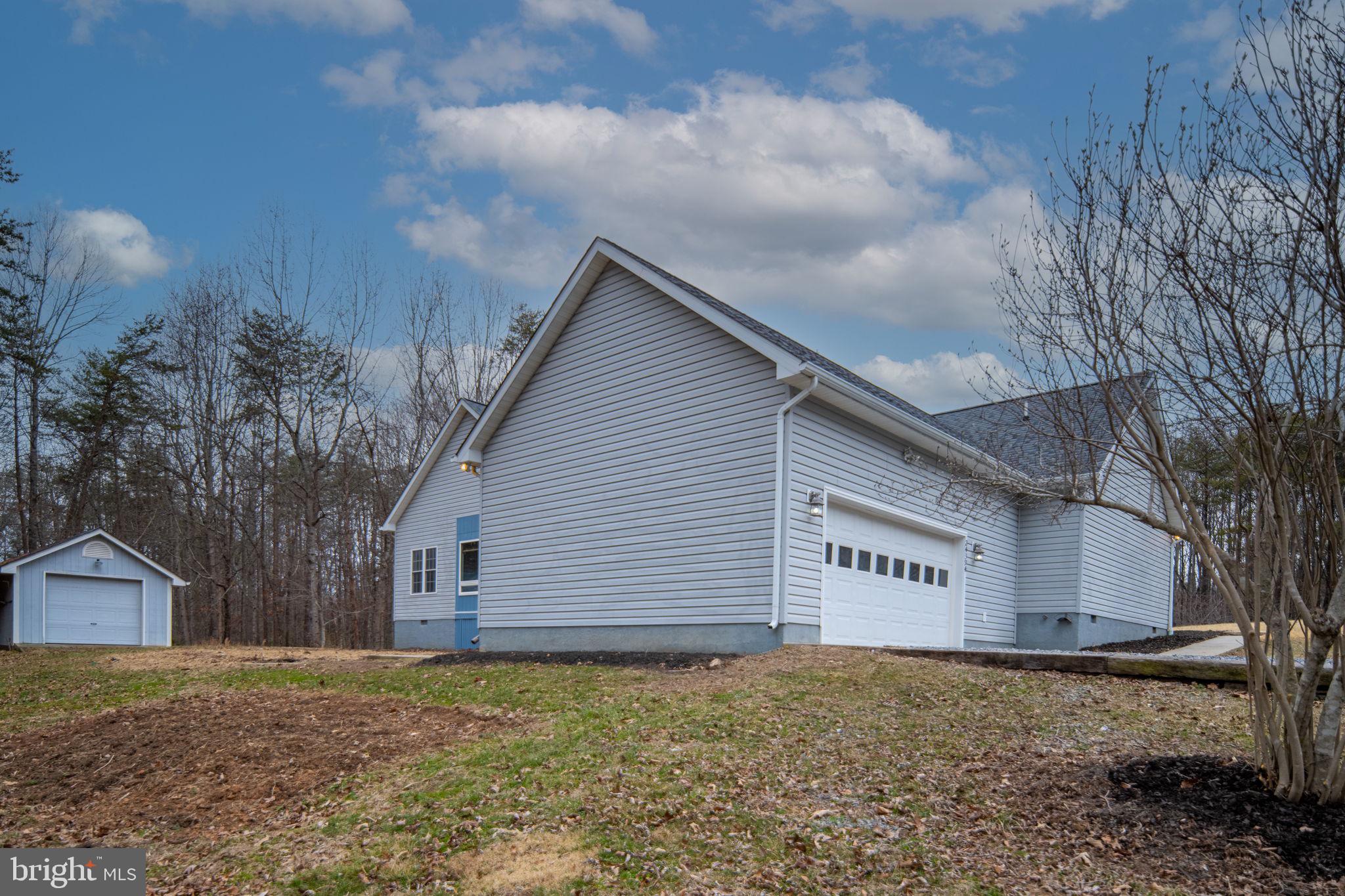 NEWMAN SPEEDWAY - Residential