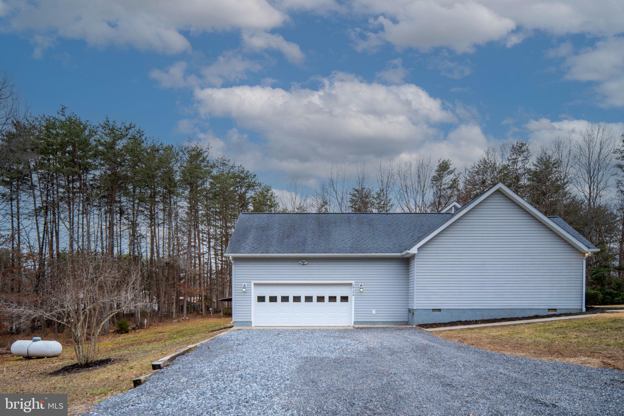 NEWMAN SPEEDWAY - Residential