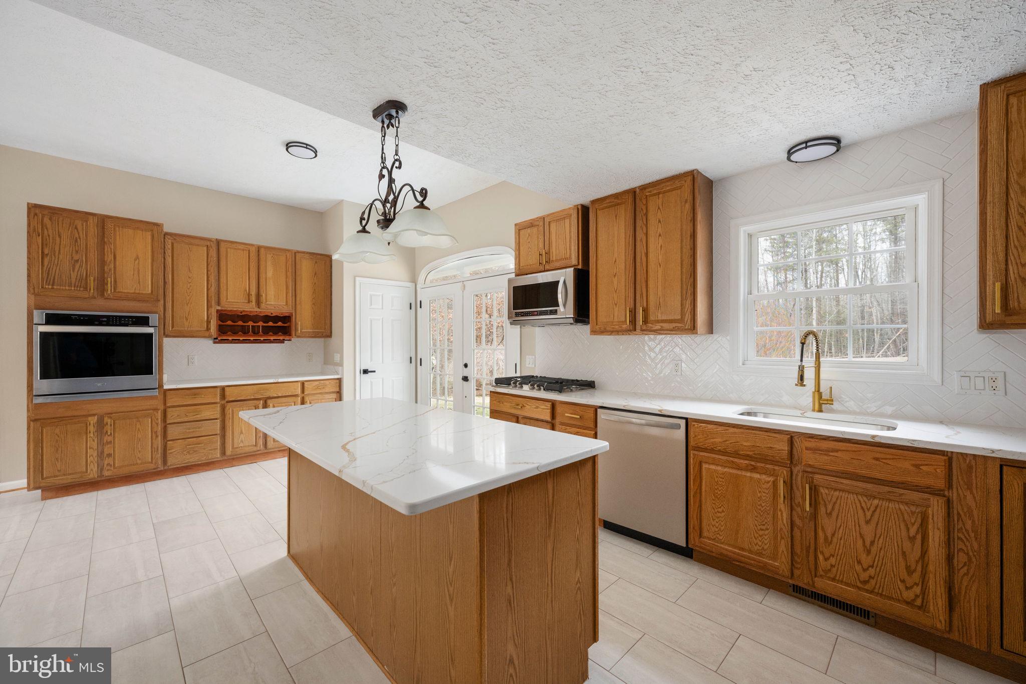 NEWMAN SPEEDWAY - Residential