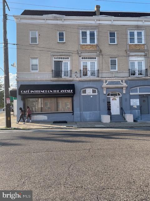 There are two lovely one bedroom apartments on the third floor. The smaller one is $800.00 and the larger one is $900.00. Must see