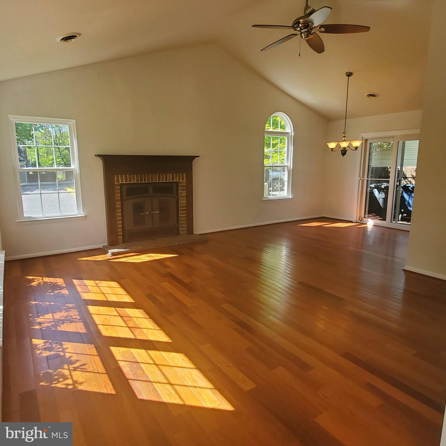 MARLBOROUGH CONDOMINIUM - Residential Lease