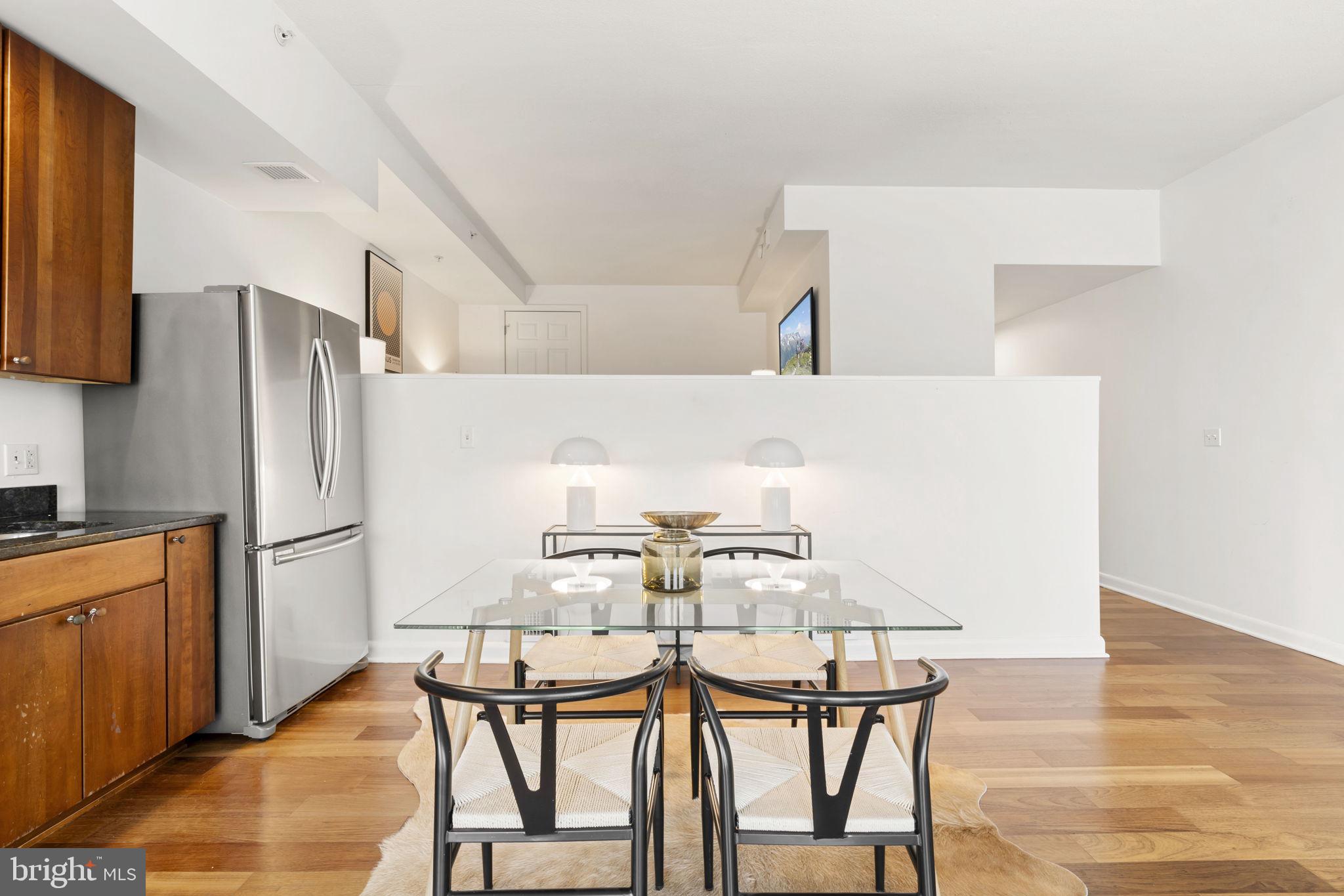 SOCIETY HILL - Residential