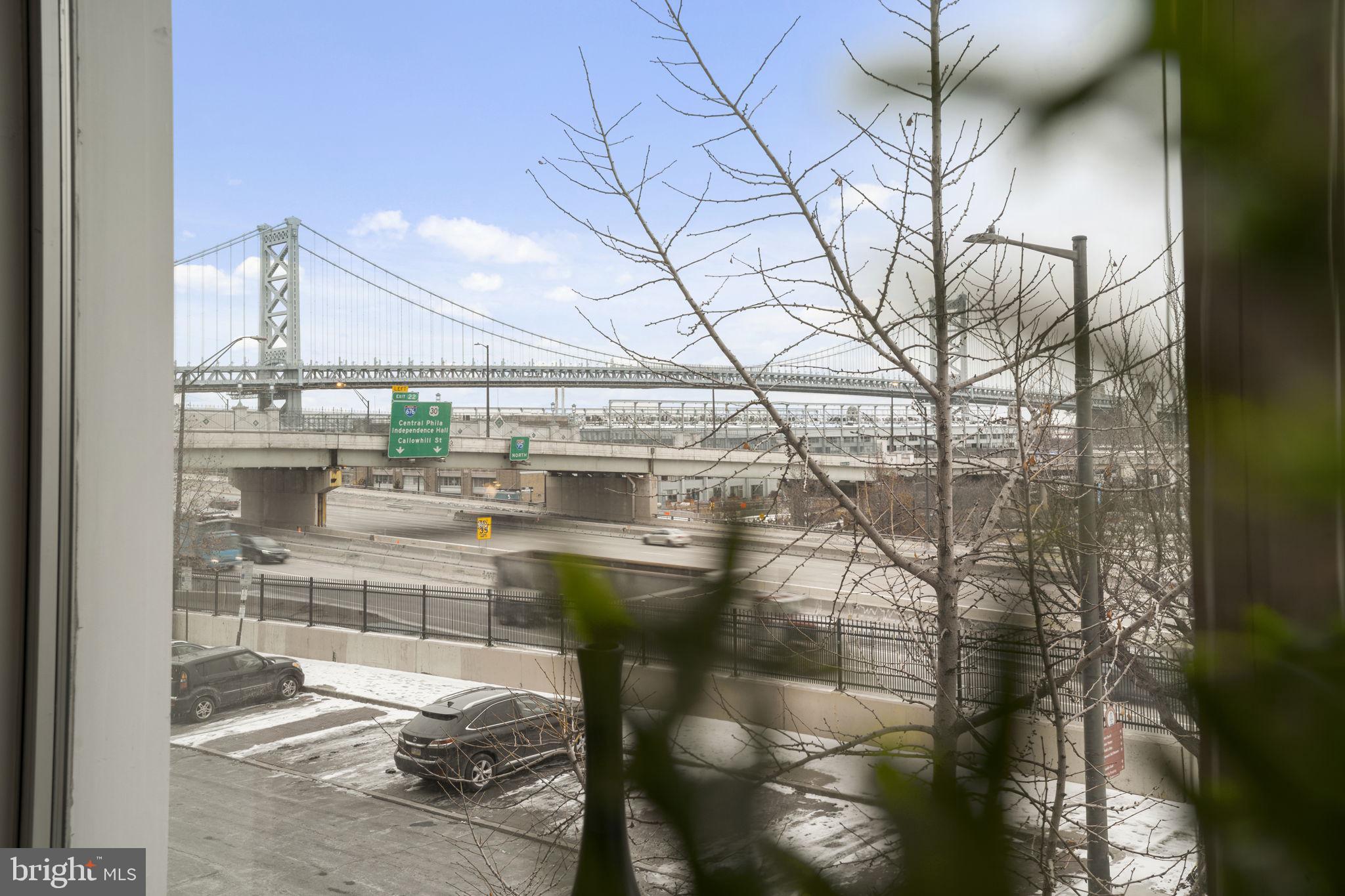 SOCIETY HILL - Residential