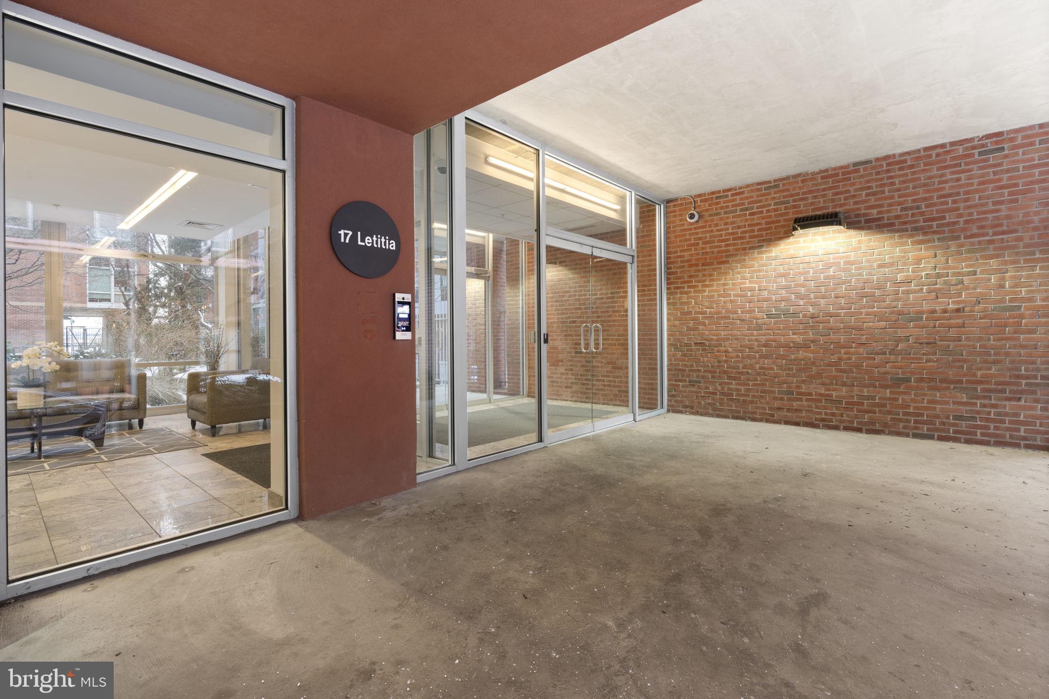 SOCIETY HILL - Residential