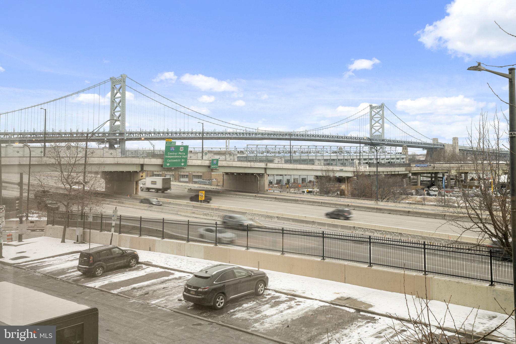 SOCIETY HILL - Residential