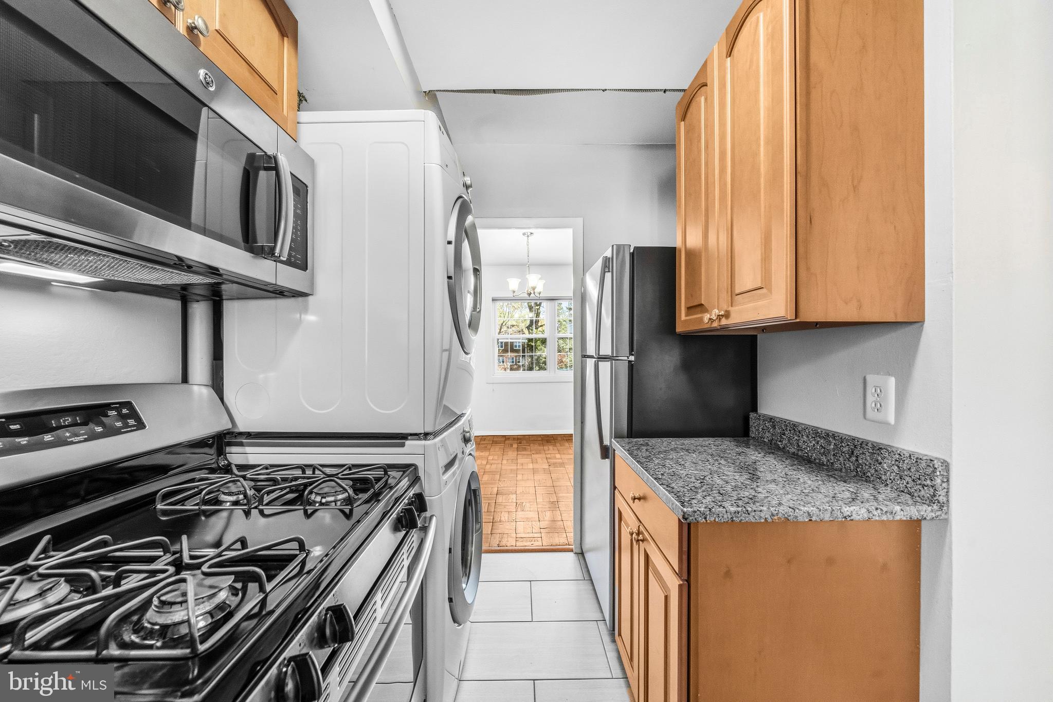 1615 MOUNT EAGLE PLACE