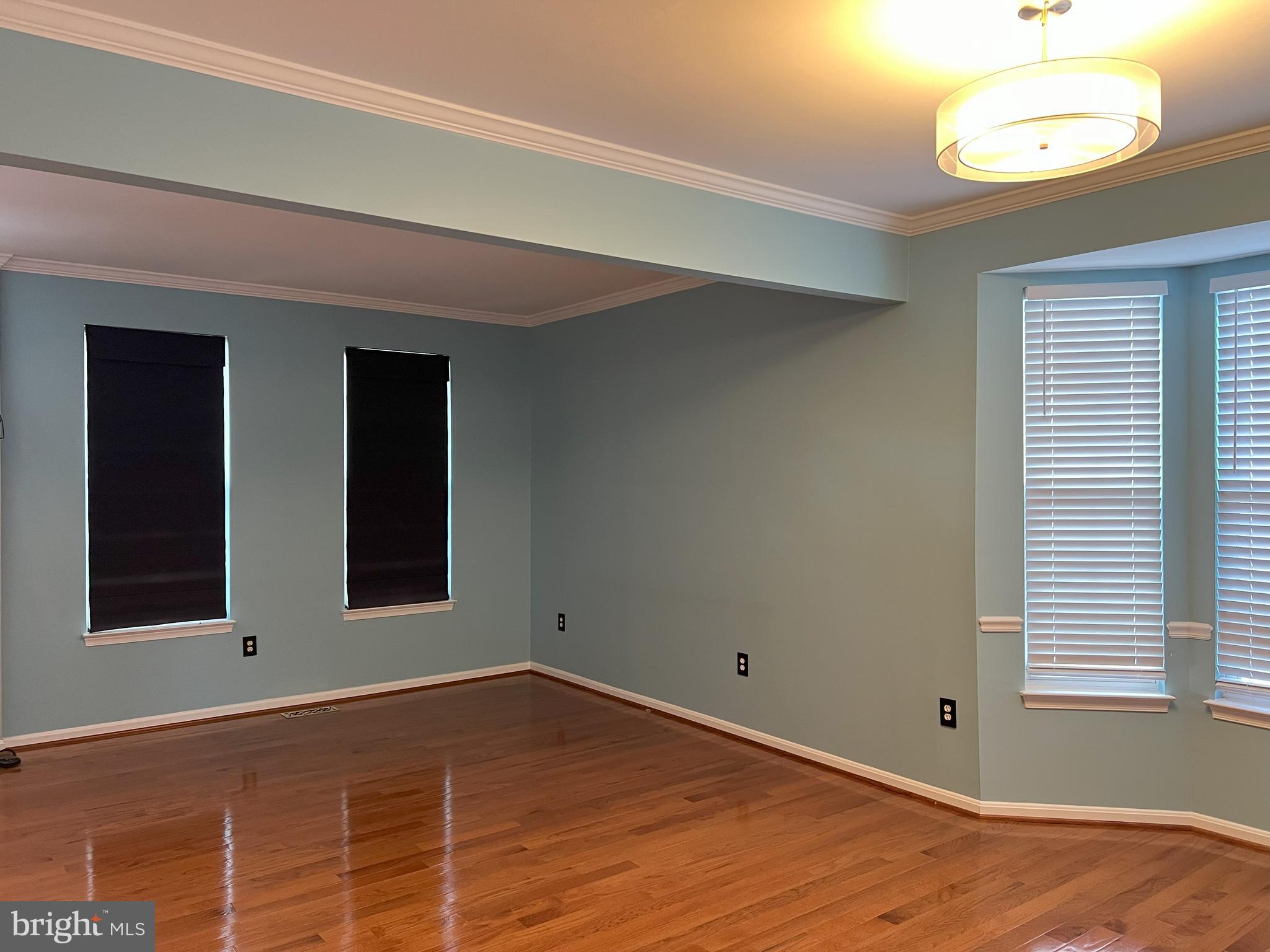 SOUTH RIDING - Residential Lease