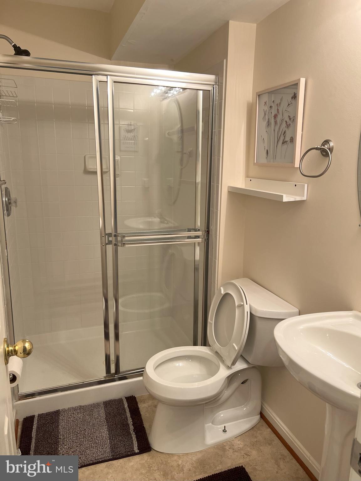 SOUTH RIDING - Residential Lease