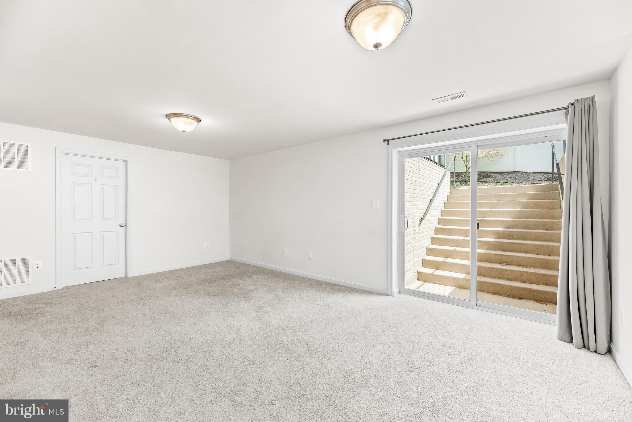 PRINCE FREDERICK CROSSING - Residential