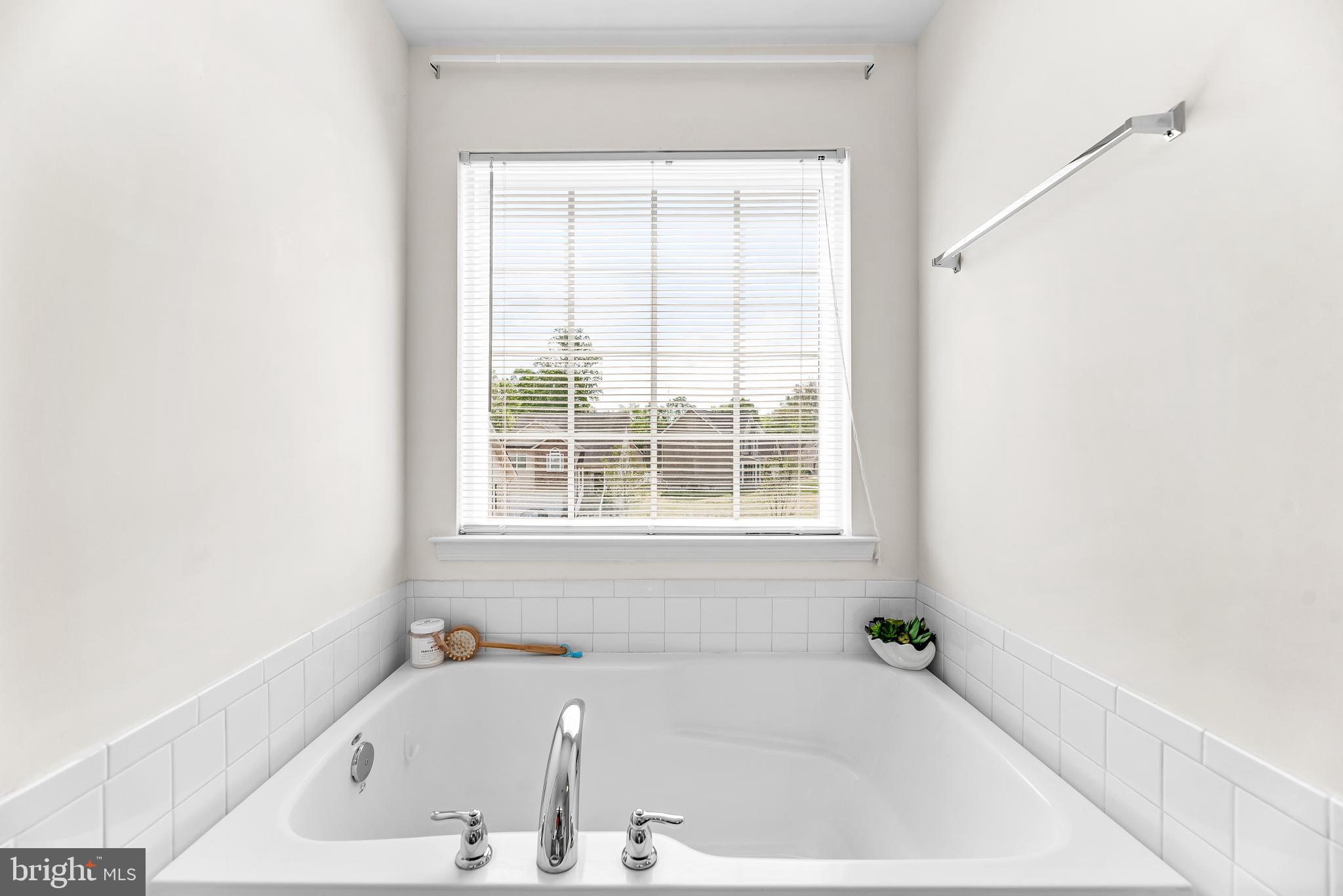 PRINCE FREDERICK CROSSING - Residential