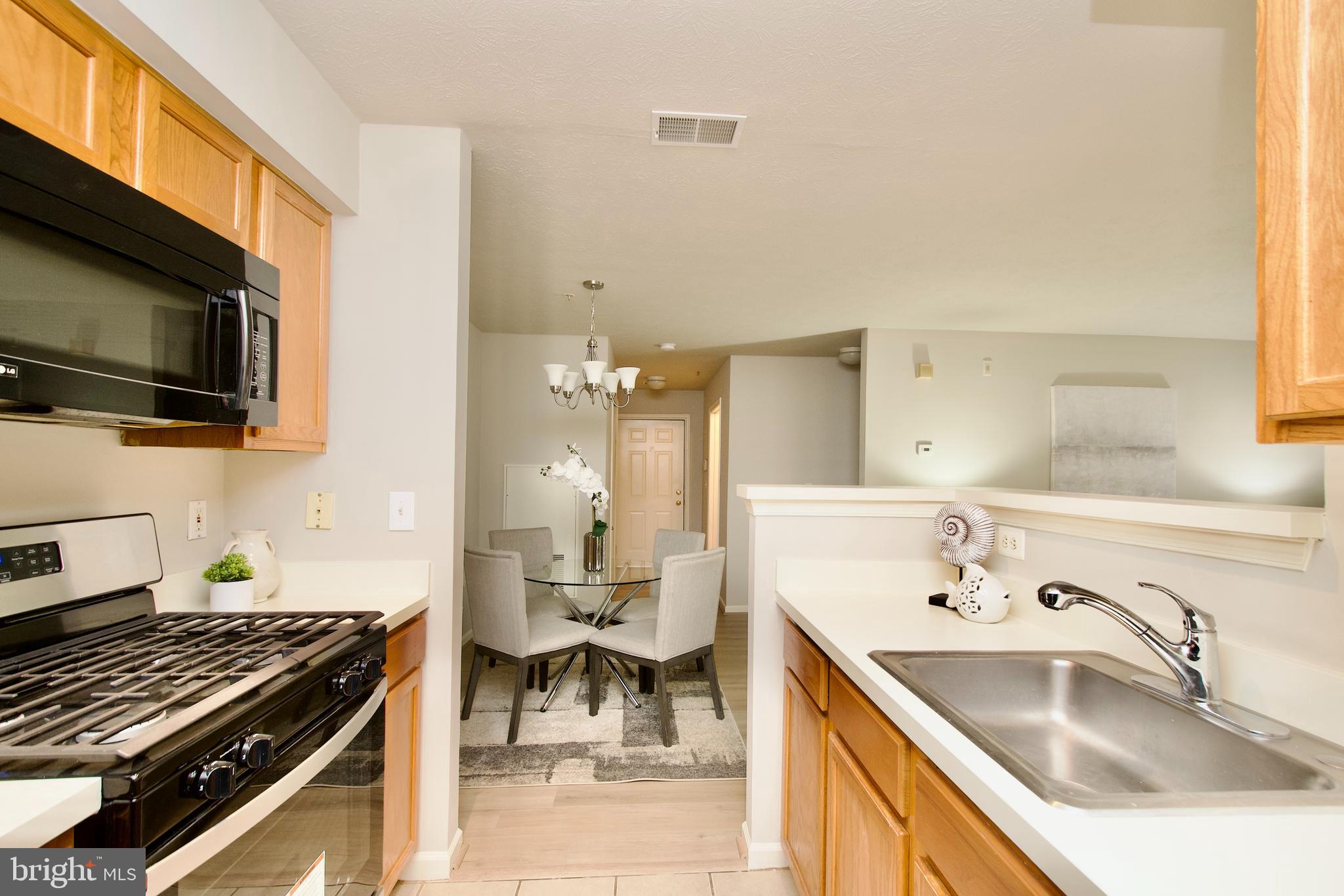 LARGO TOWN CENTER - Residential